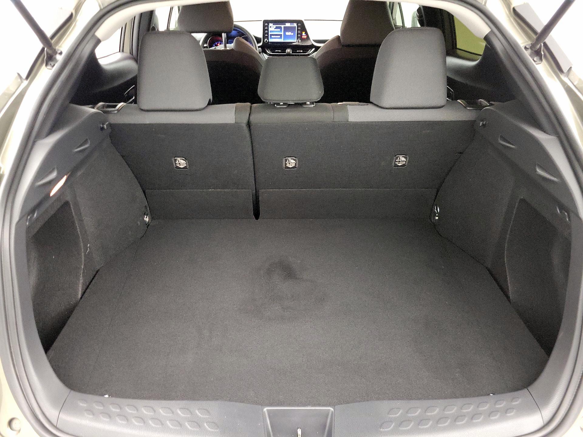 Thumbnail: 2021 Toyota C-HR - 20