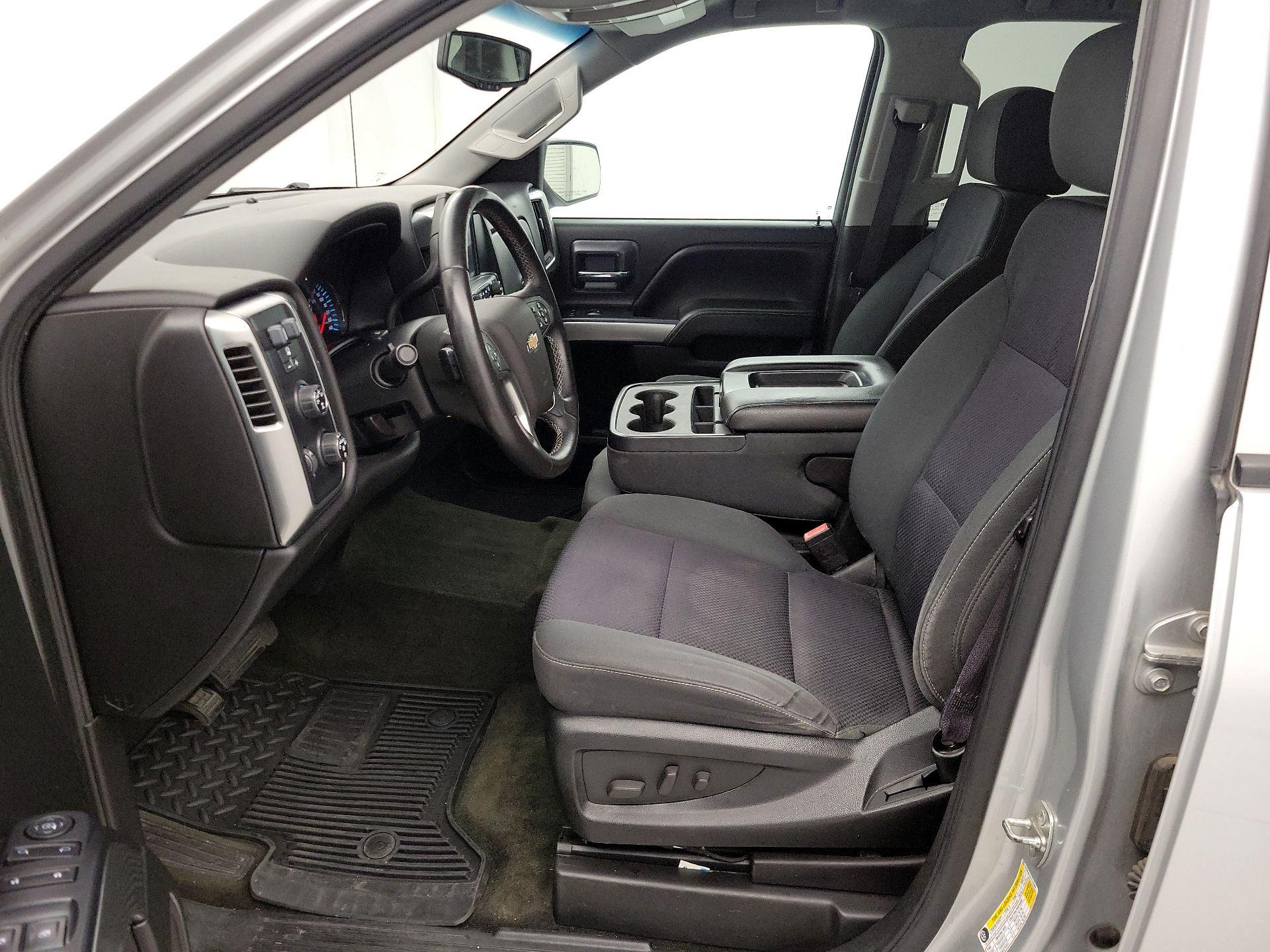 Thumbnail: 2015 Chevrolet Silverado 1500 - 11