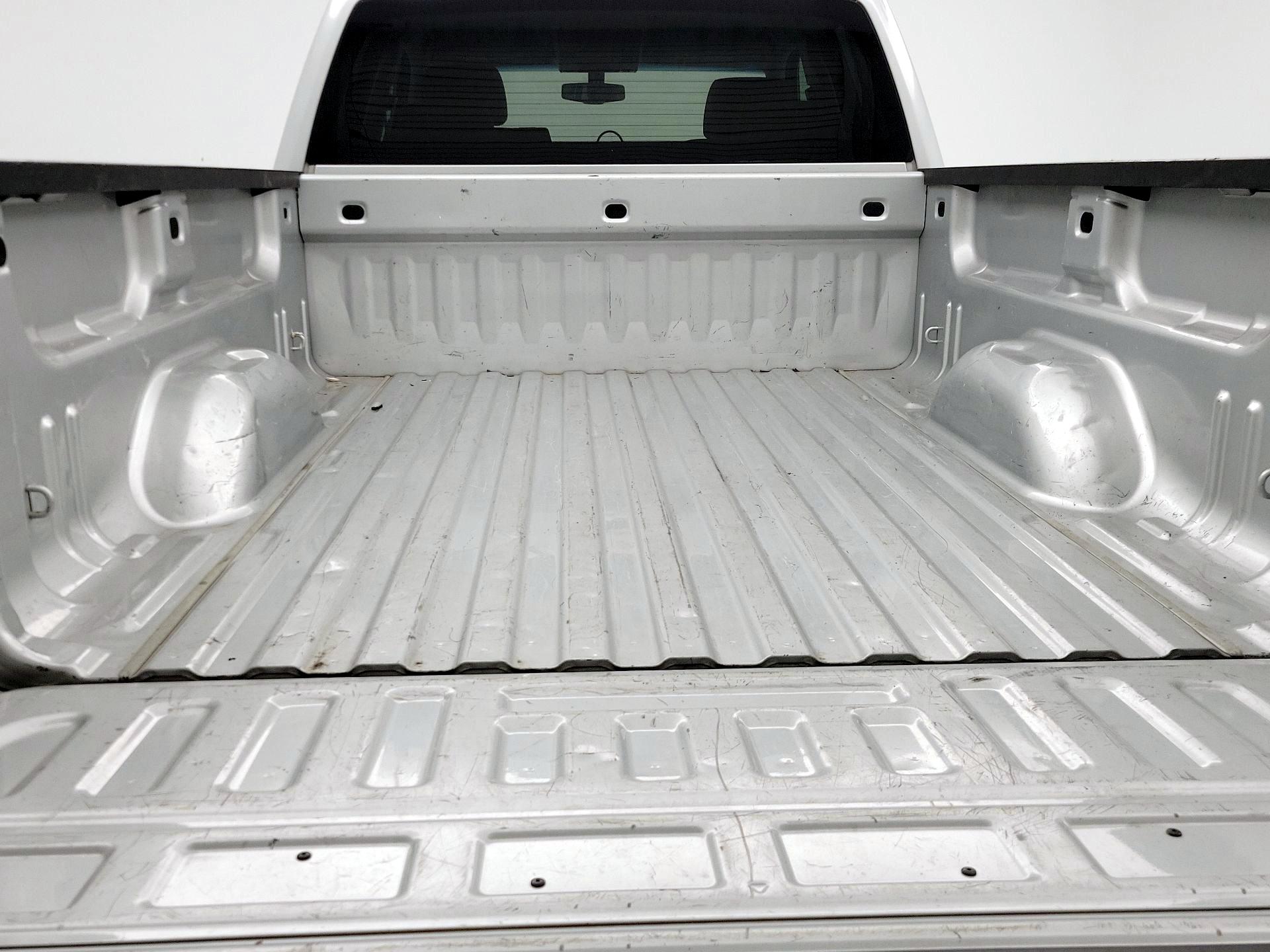 Thumbnail: 2015 Chevrolet Silverado 1500 - 20