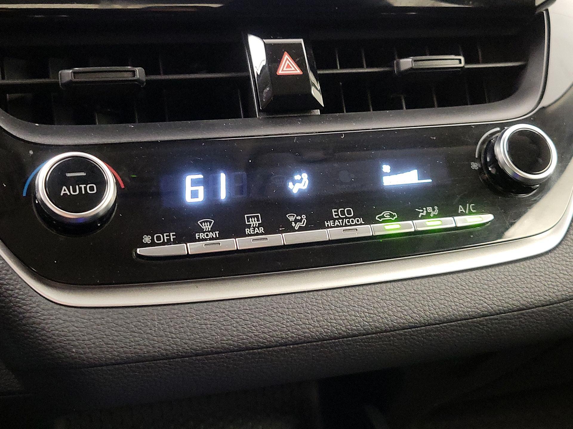 Thumbnail: 2022 Toyota Corolla - 16