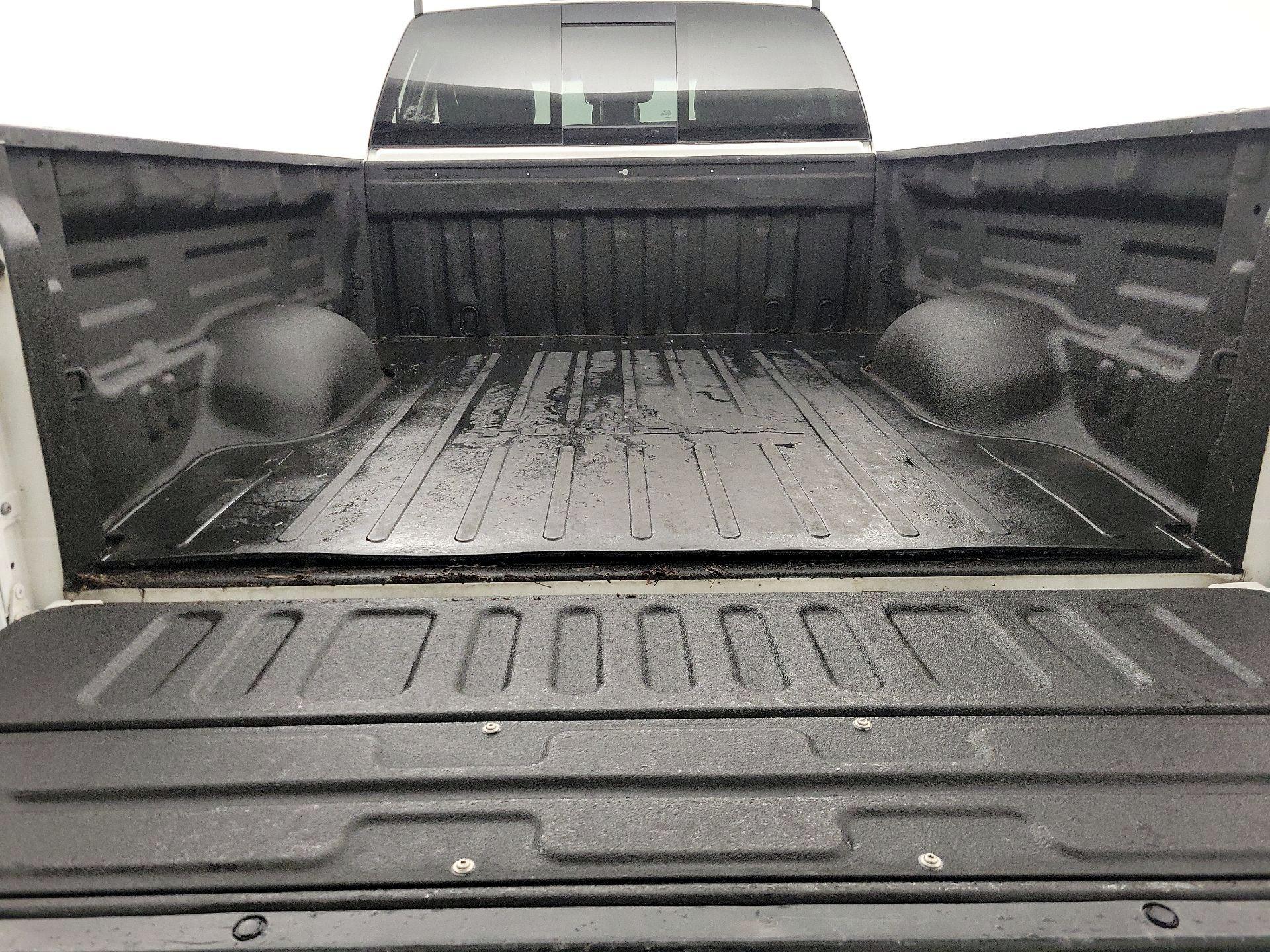 Thumbnail: 2017 Toyota Tundra - 20