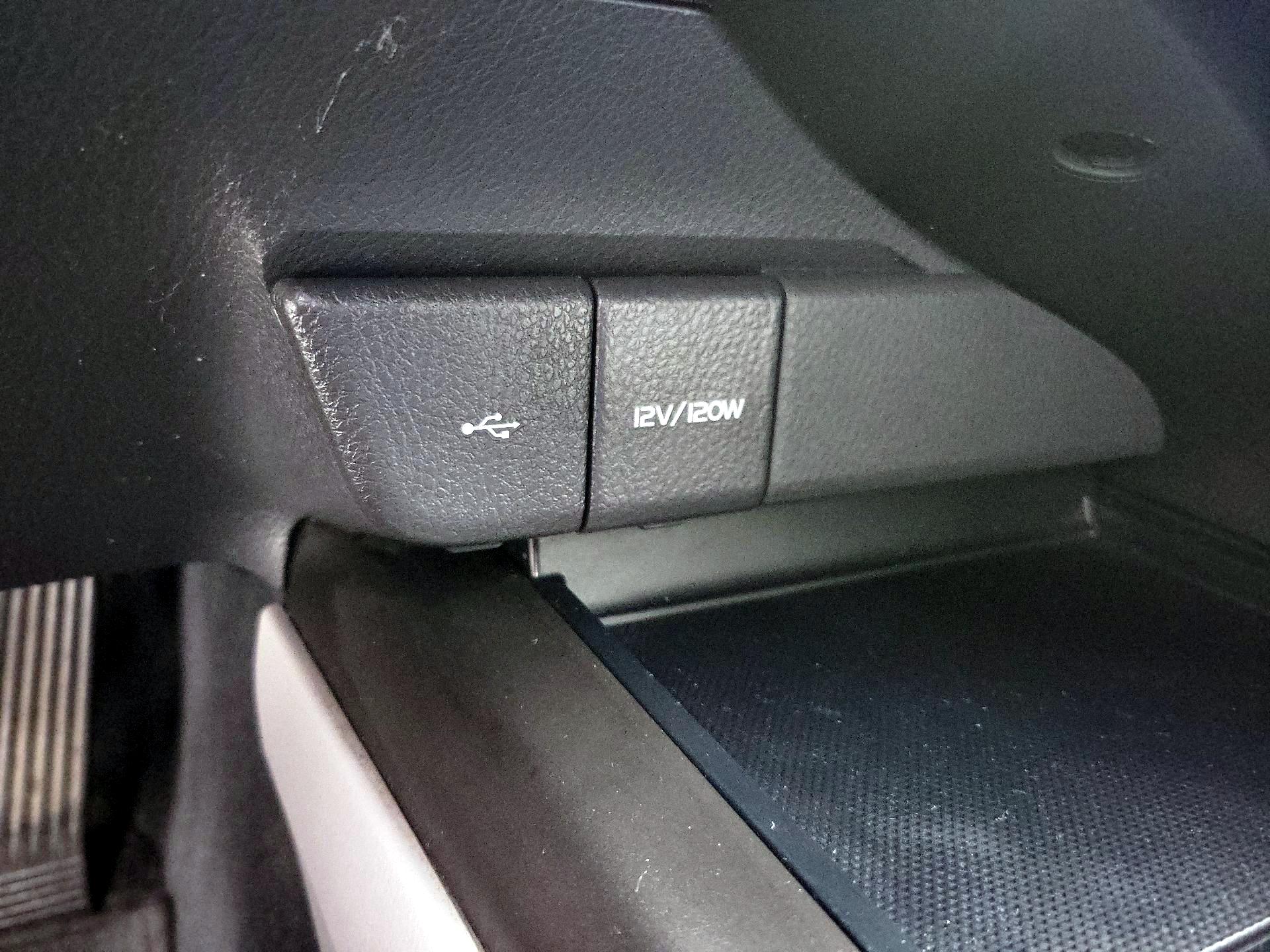 Thumbnail: 2022 Toyota Camry - 18