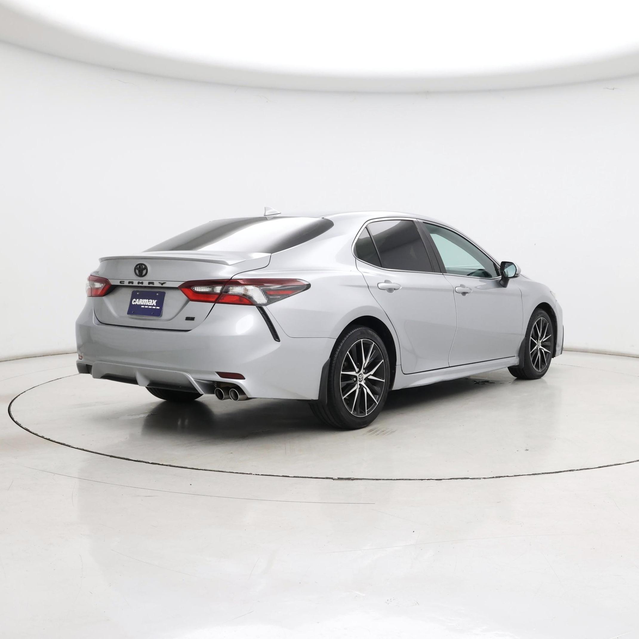 Thumbnail: 2022 Toyota Camry - 8