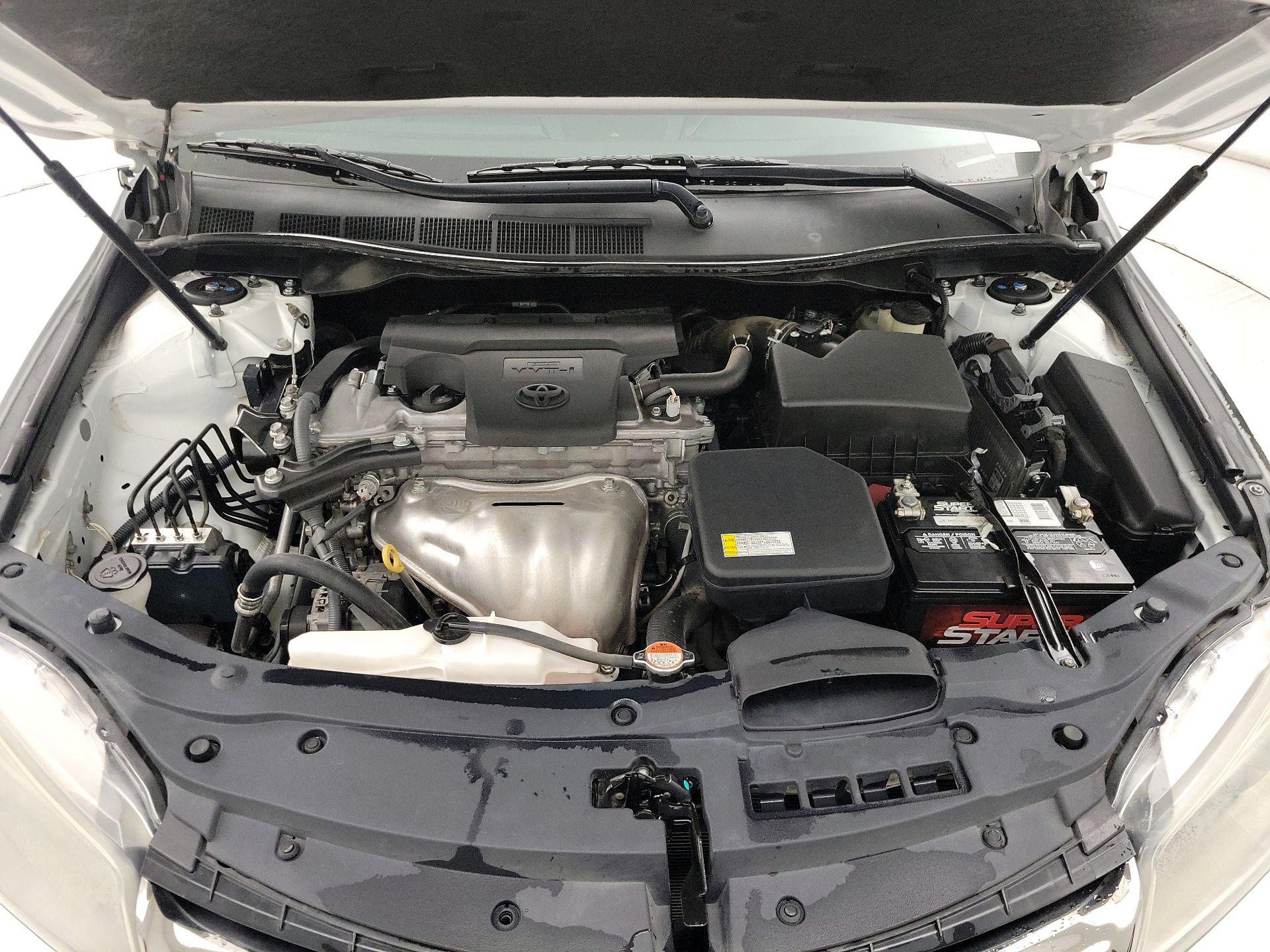 Thumbnail: 2016 Toyota Camry - 20