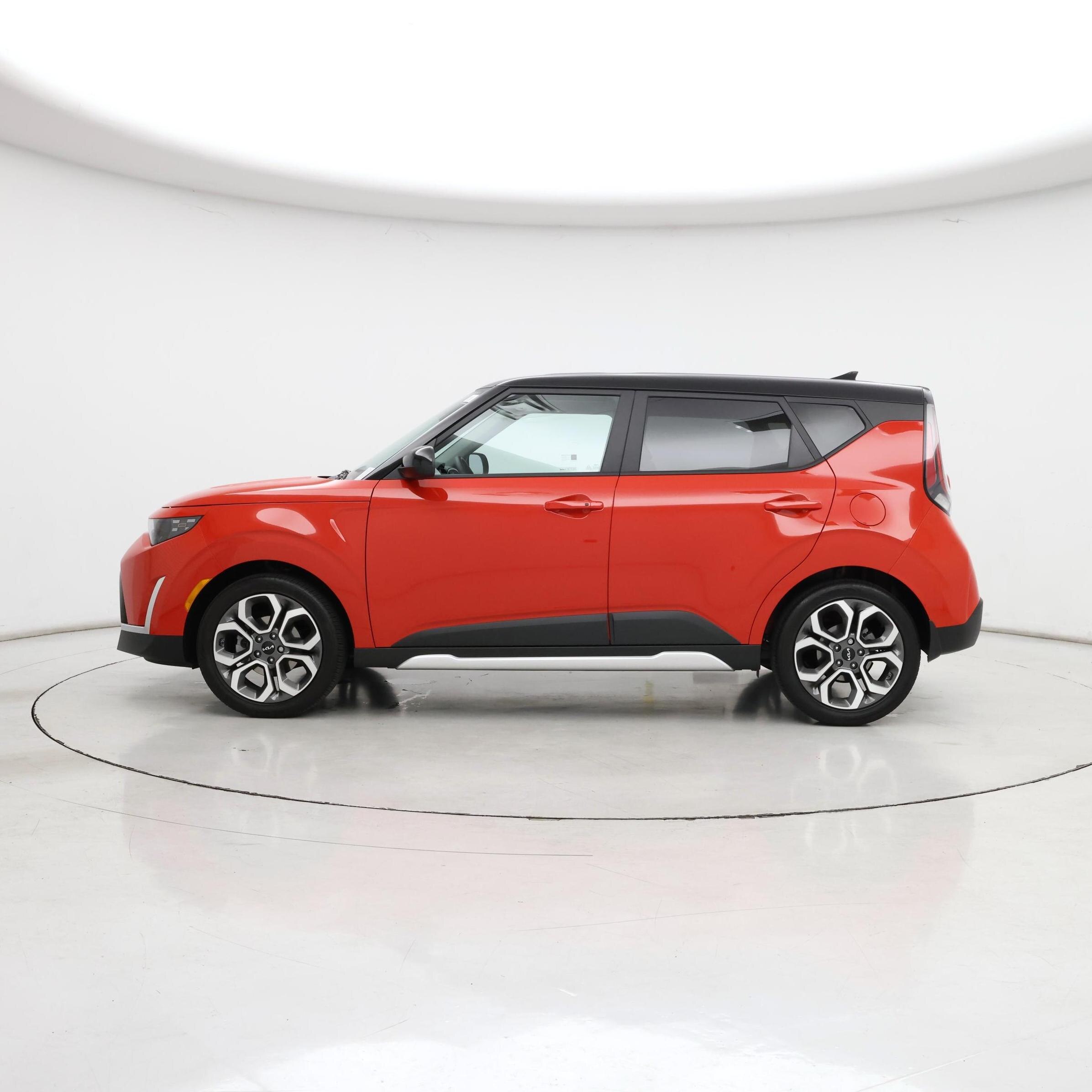 Thumbnail: 2025 Kia Soul - 3