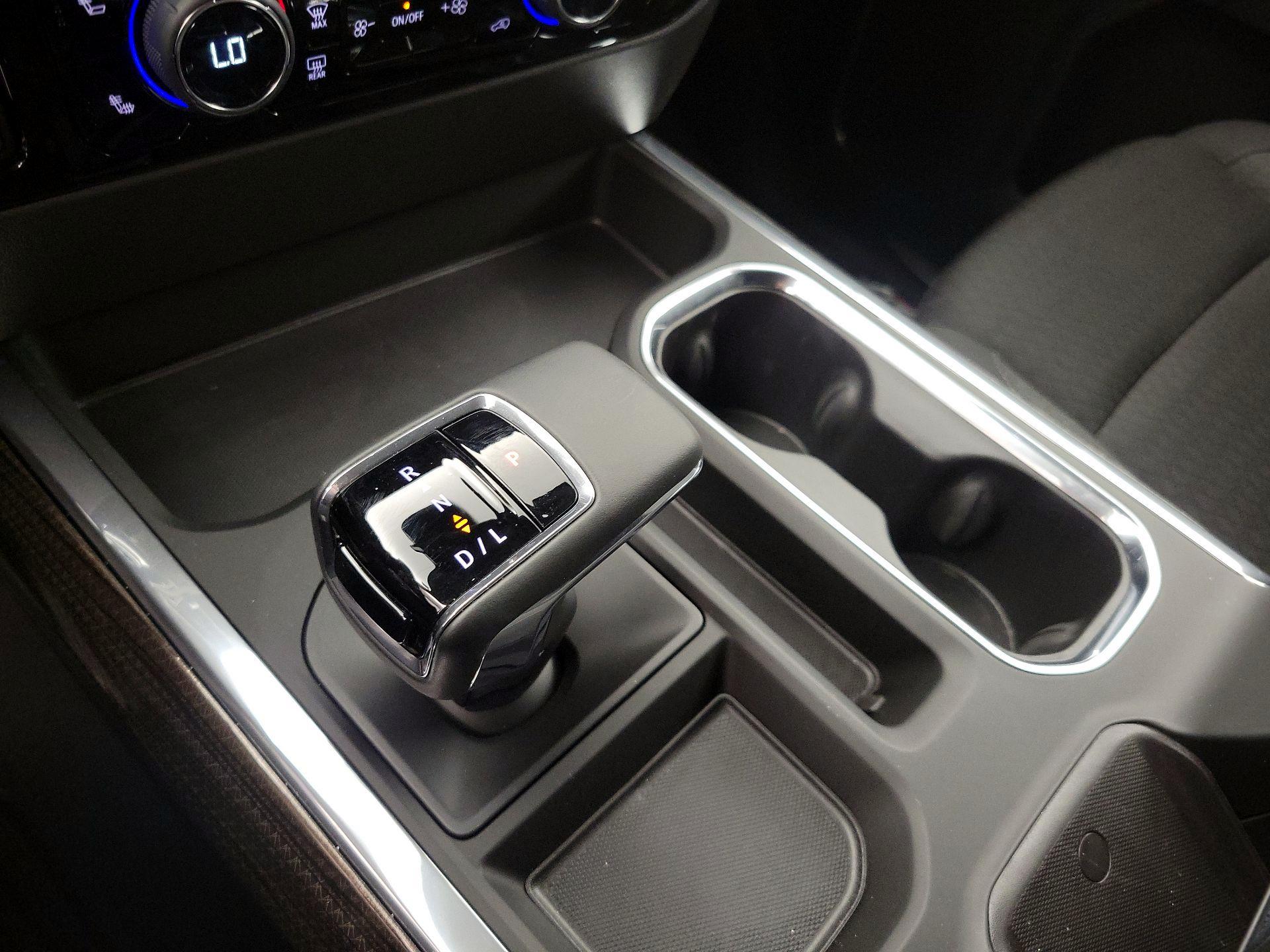 Thumbnail: 2025 Chevrolet Silverado 1500 - 18