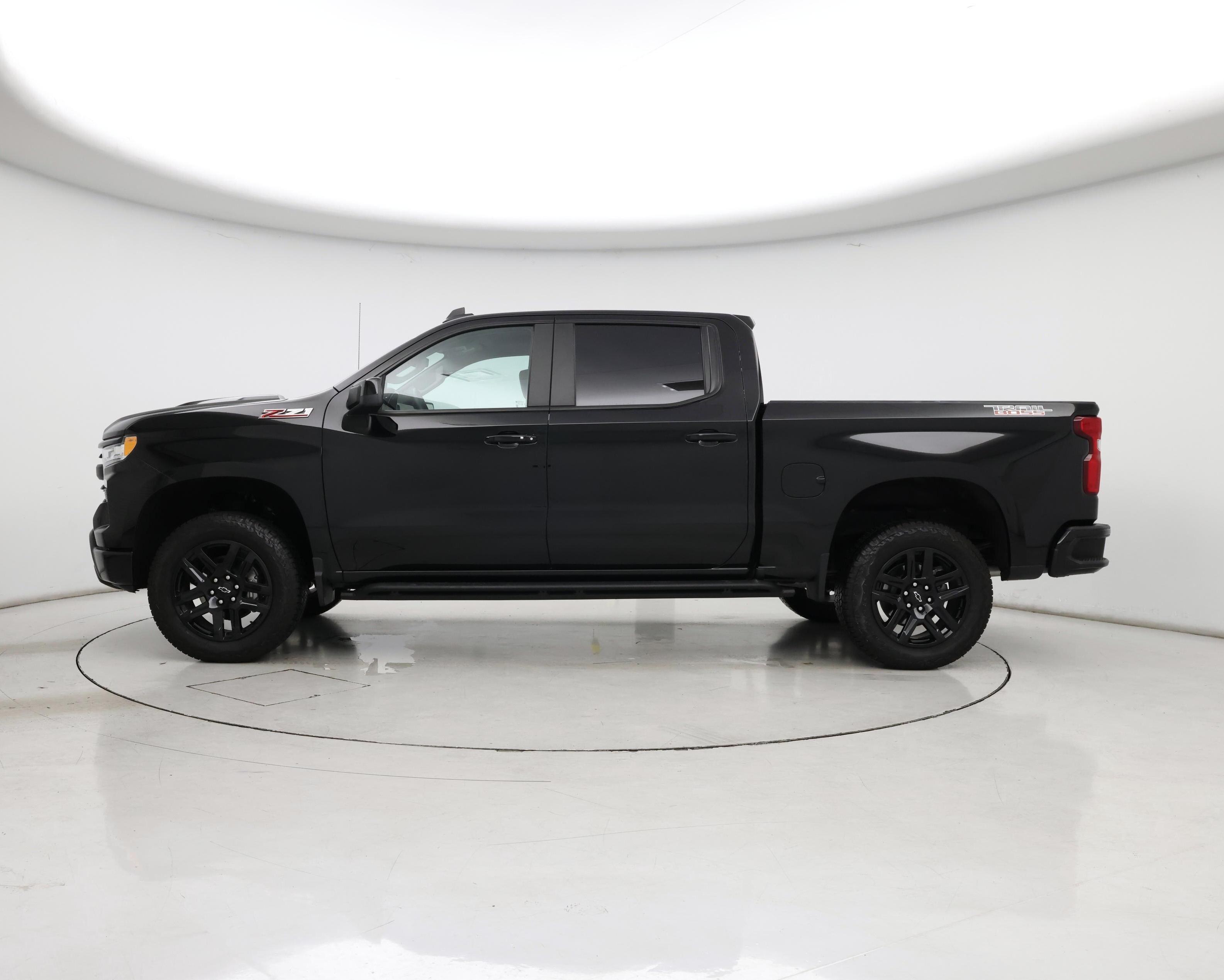 Thumbnail: 2025 Chevrolet Silverado 1500 - 3