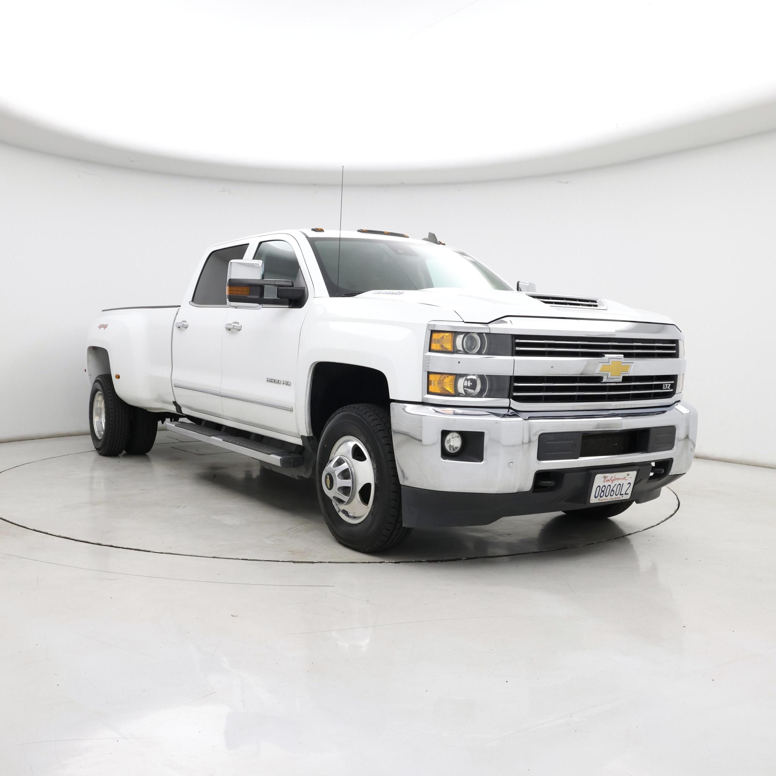 2018 Chevrolet Silverado 3500HD LTZ Crew Cab 4WD