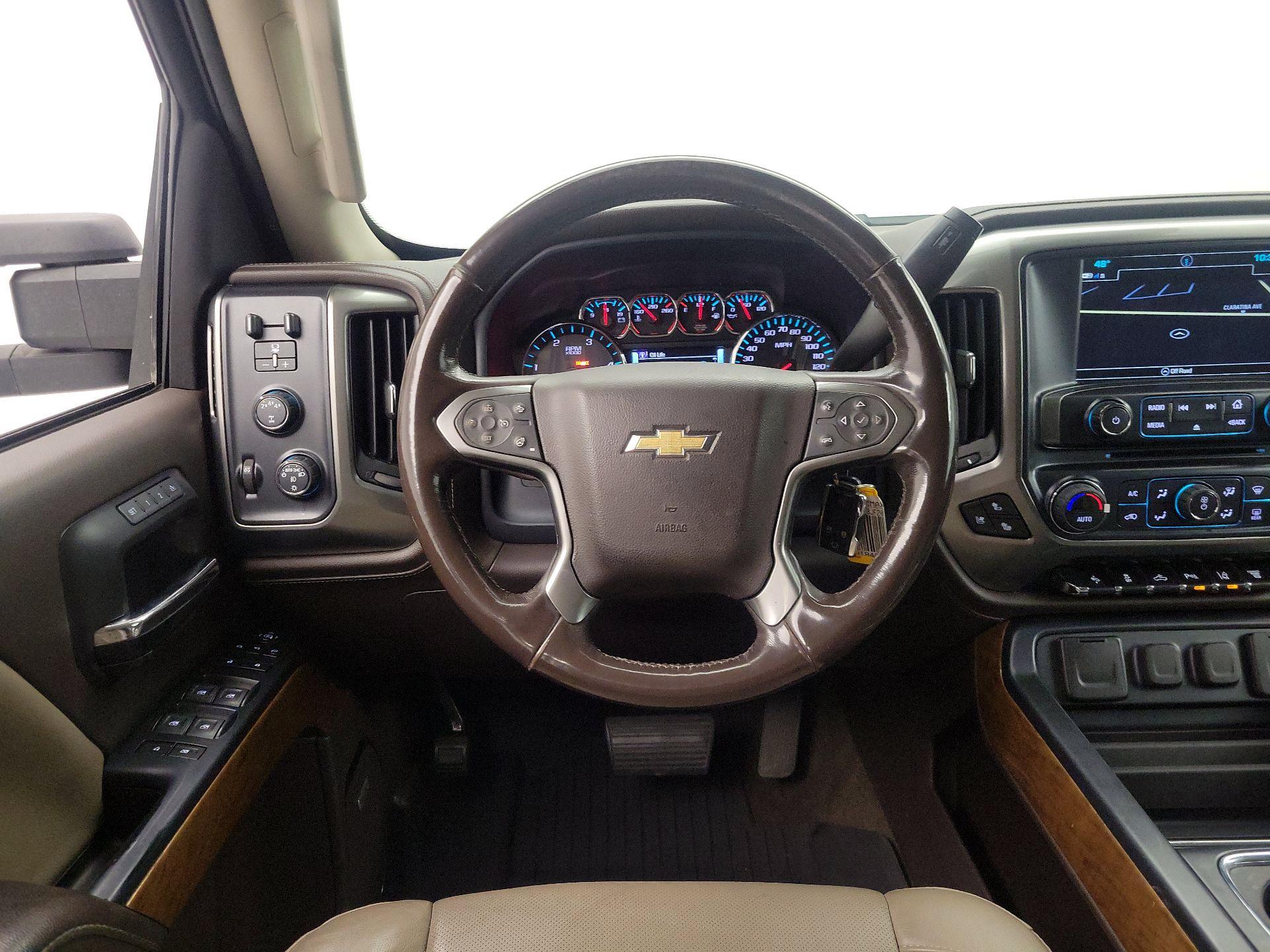 Thumbnail: 2018 Chevrolet Silverado 3500 - 10