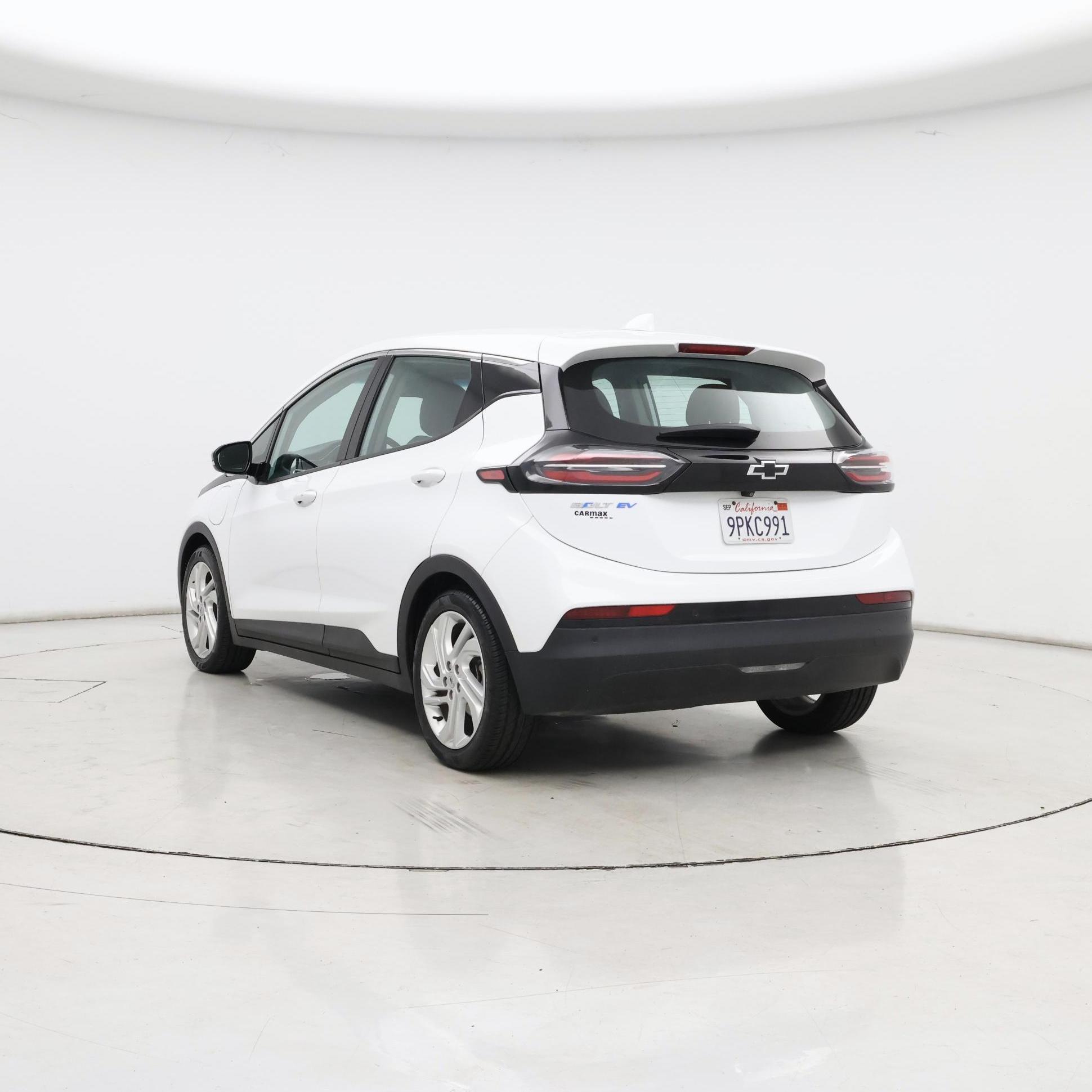 Thumbnail: 2023 Chevrolet Bolt EV - 2