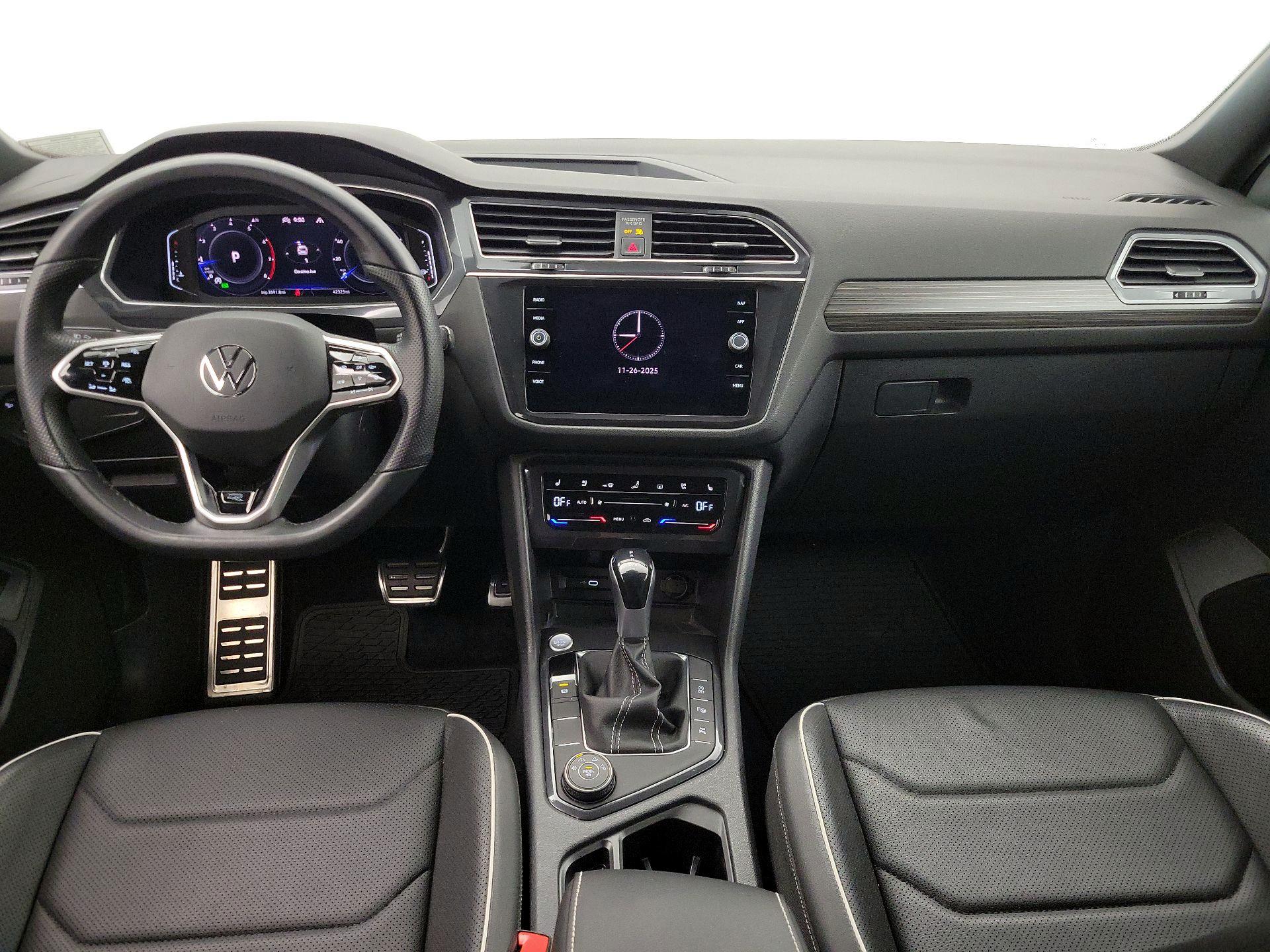 Thumbnail: 2022 Volkswagen Tiguan - 9