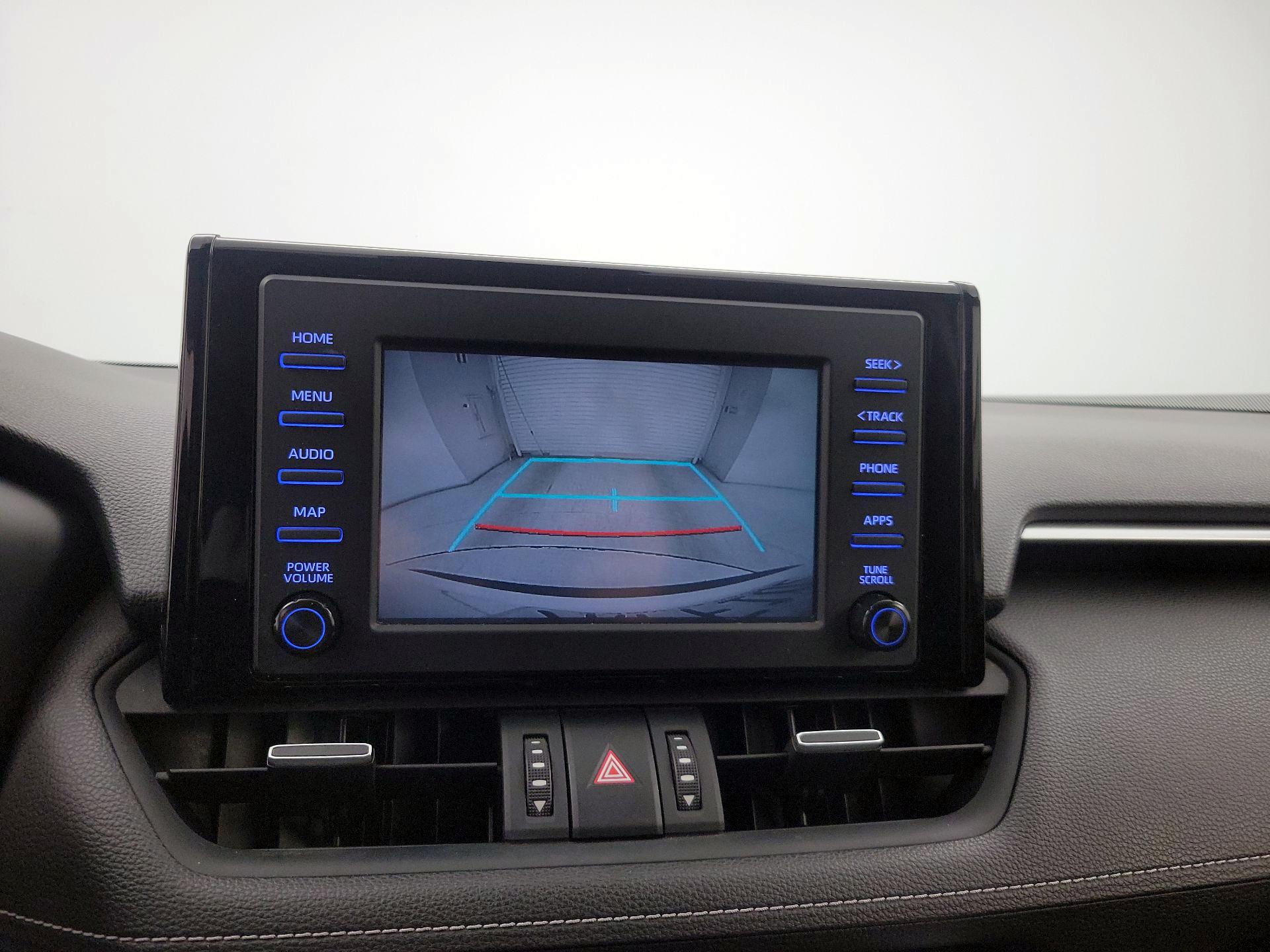 Thumbnail: 2019 Toyota RAV4 - 14