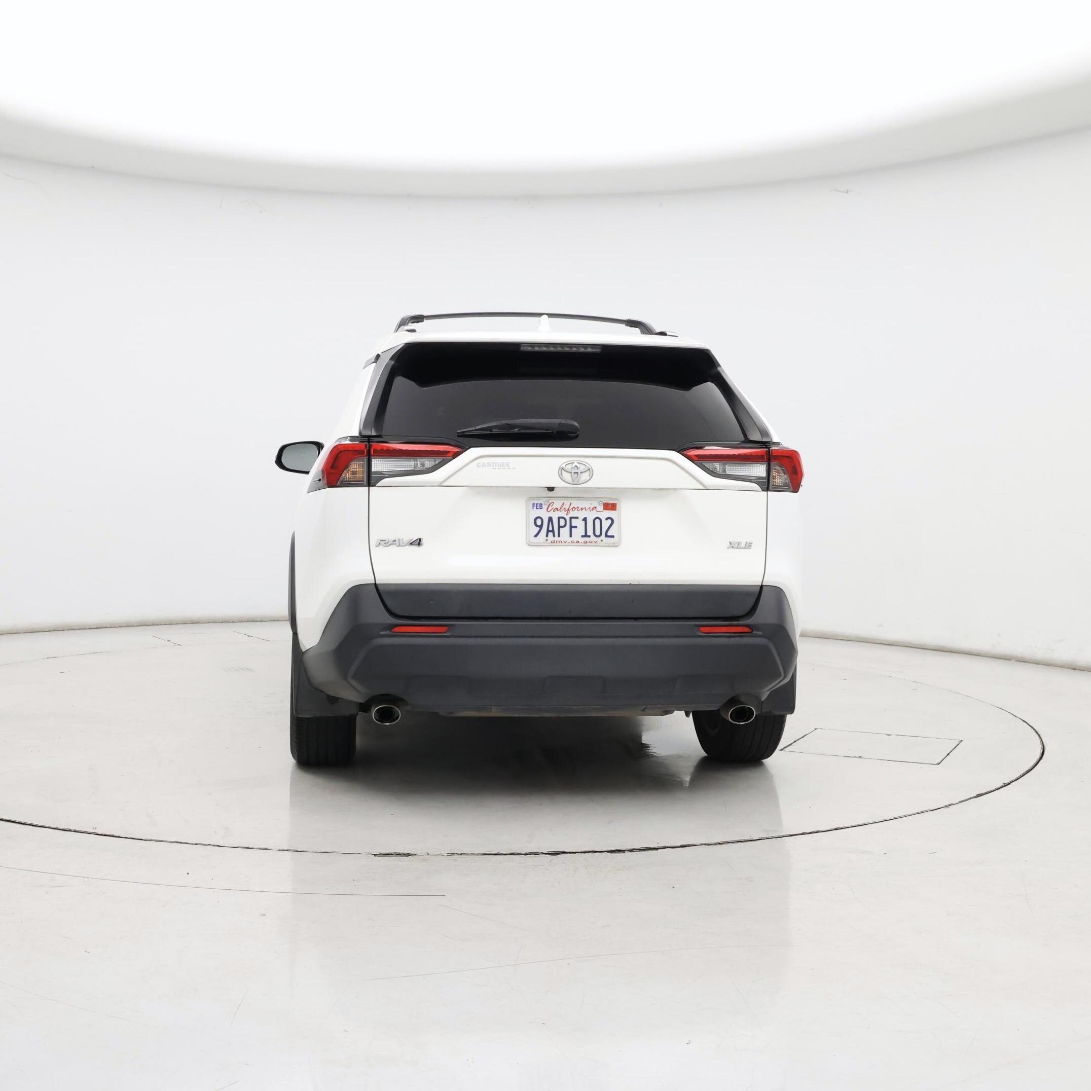 Thumbnail: 2019 Toyota RAV4 - 6