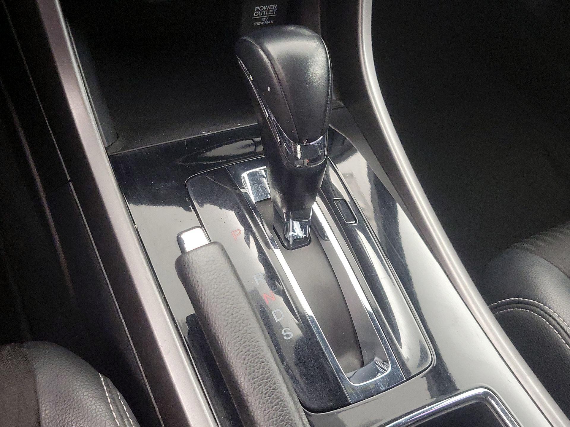 Thumbnail: 2017 Honda Accord - 17