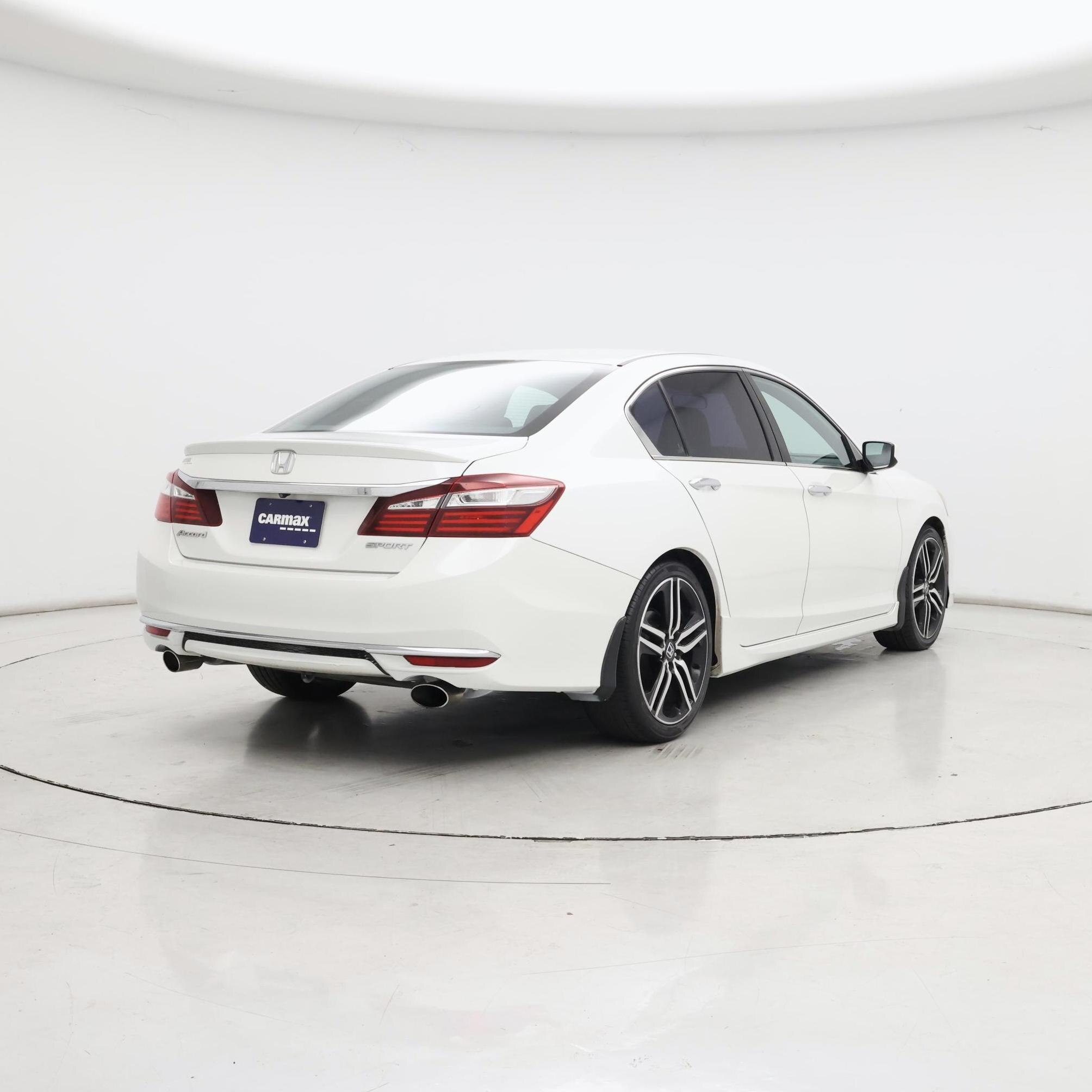 Thumbnail: 2017 Honda Accord - 8