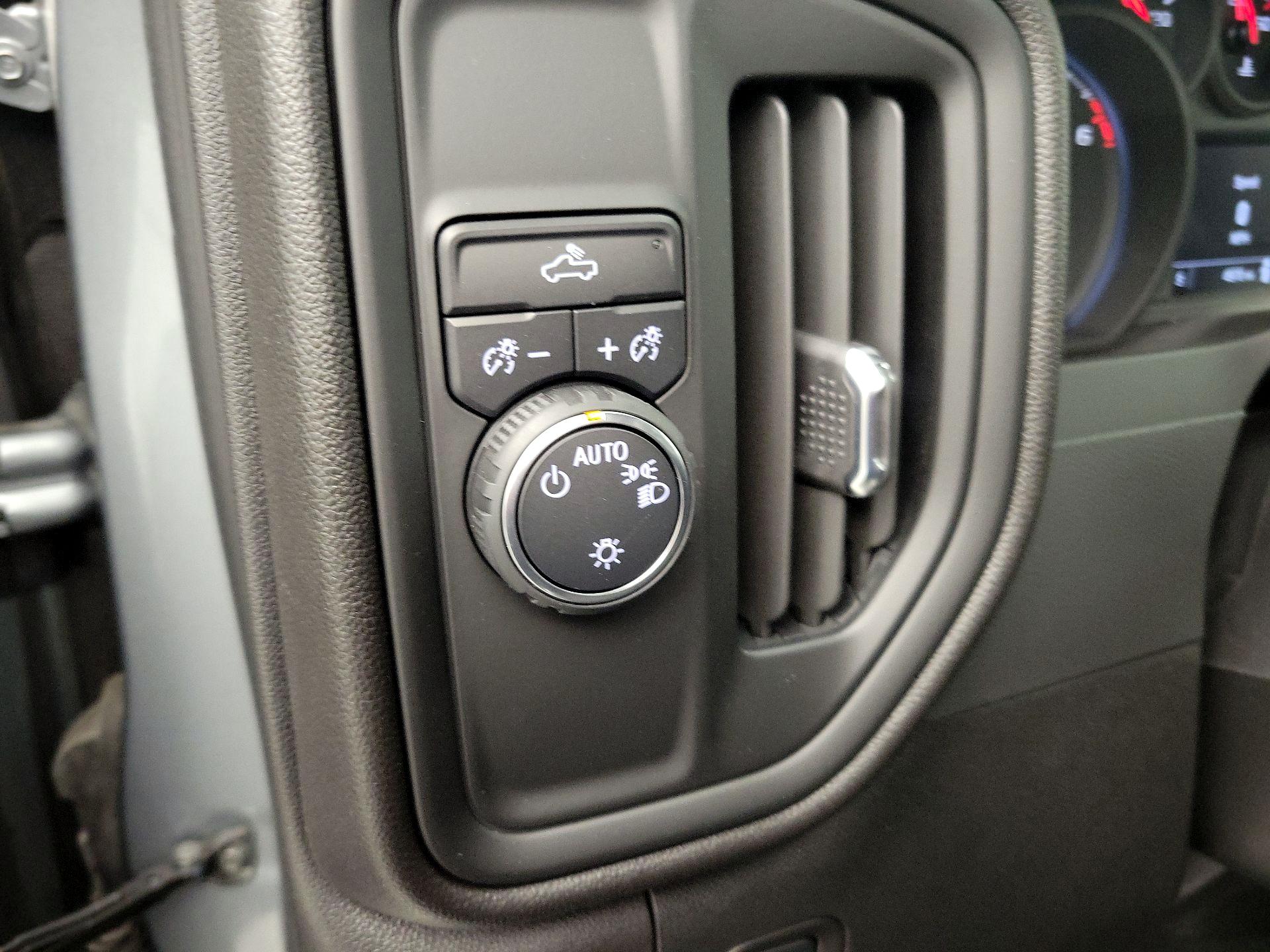 Thumbnail: 2025 Chevrolet Silverado 1500 - 13