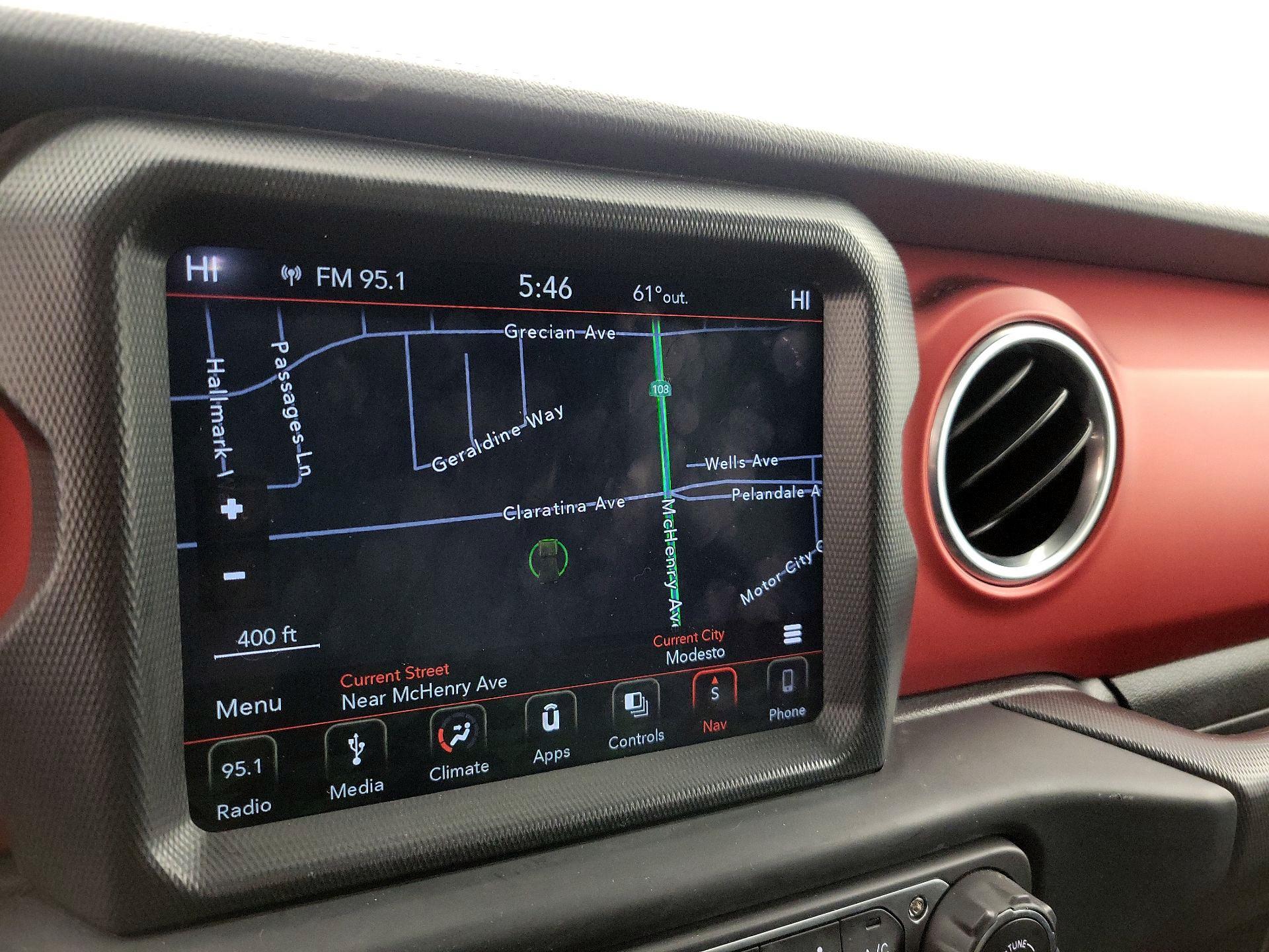 Thumbnail: 2018 Jeep Wrangler - 14