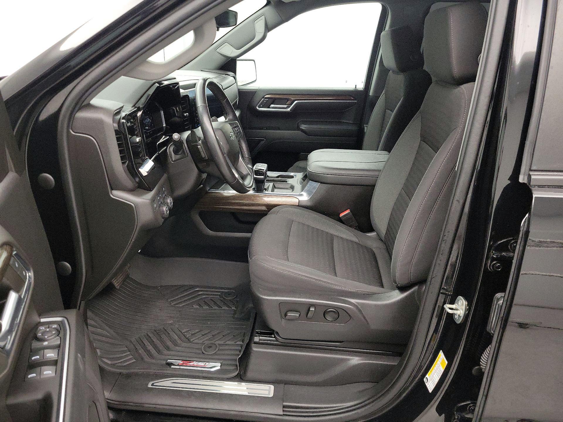 Thumbnail: 2023 Chevrolet Silverado 1500 - 11