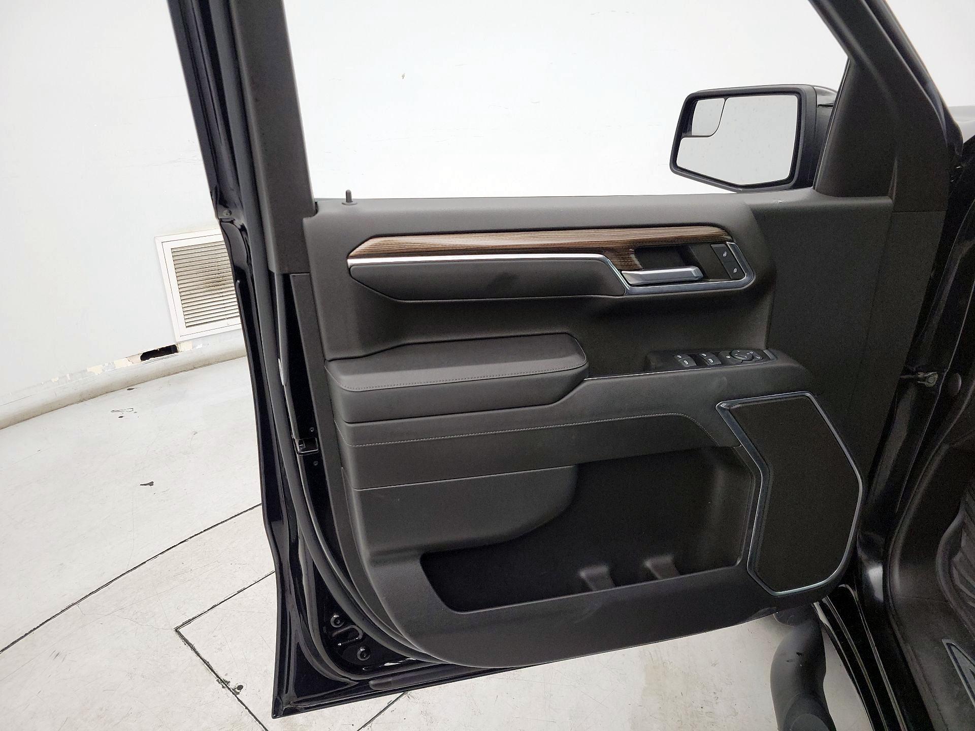 Thumbnail: 2023 Chevrolet Silverado 1500 - 12