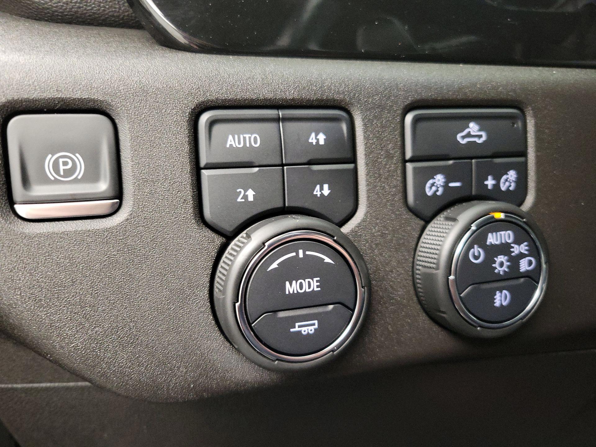 Thumbnail: 2023 Chevrolet Silverado 1500 - 13