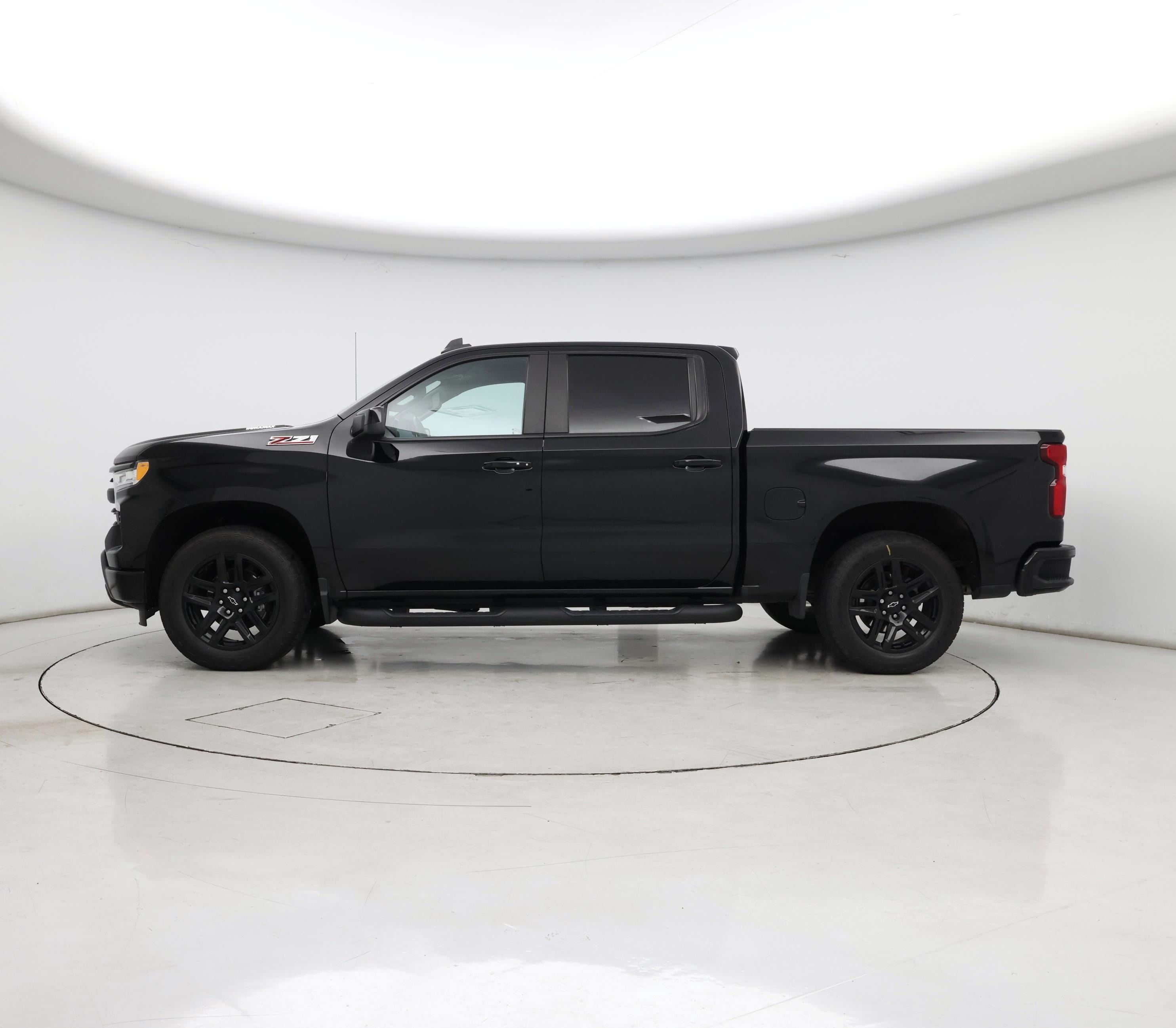 Thumbnail: 2023 Chevrolet Silverado 1500 - 3