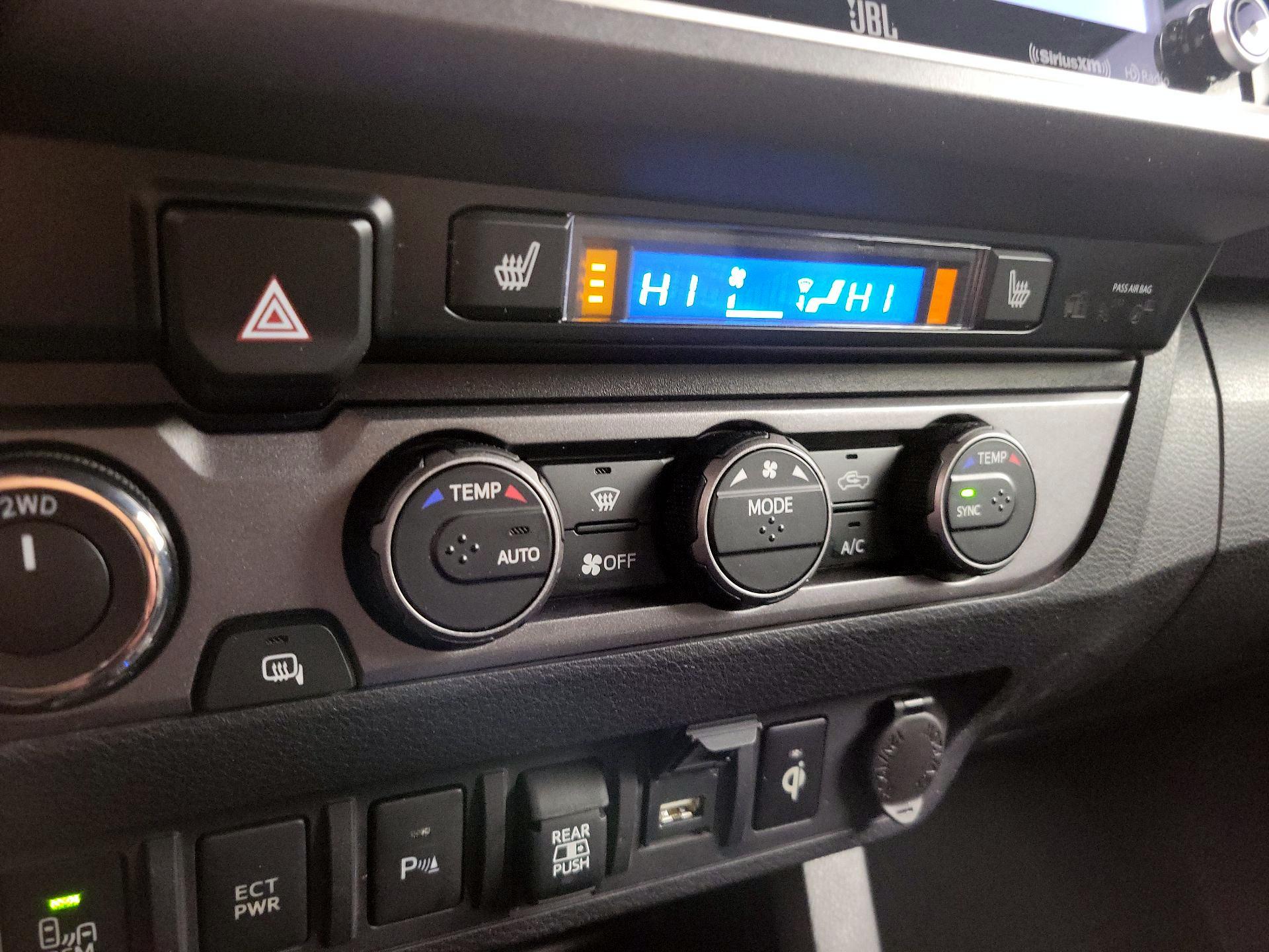 Thumbnail: 2021 Toyota Tacoma - 17