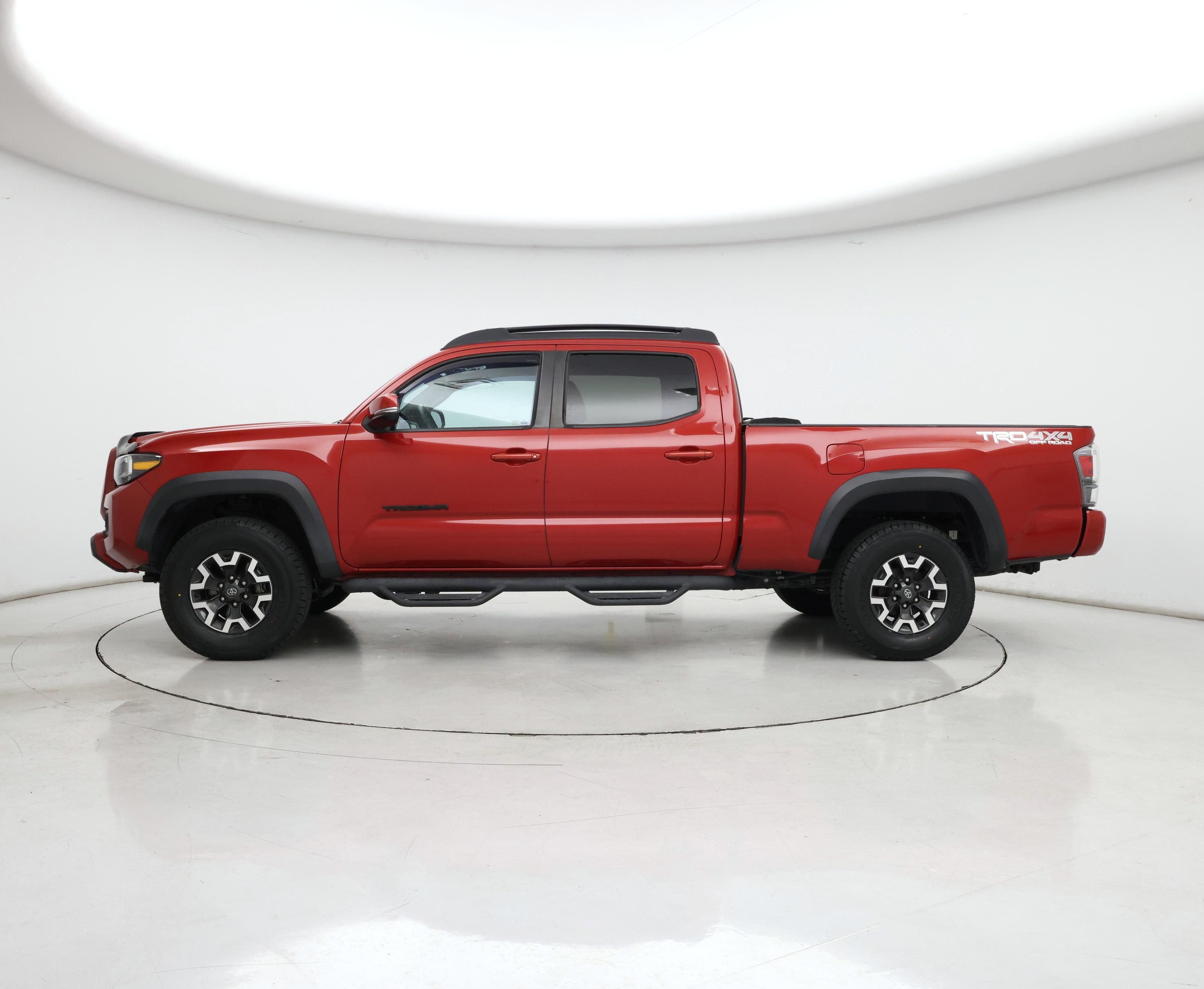 Thumbnail: 2021 Toyota Tacoma - 3
