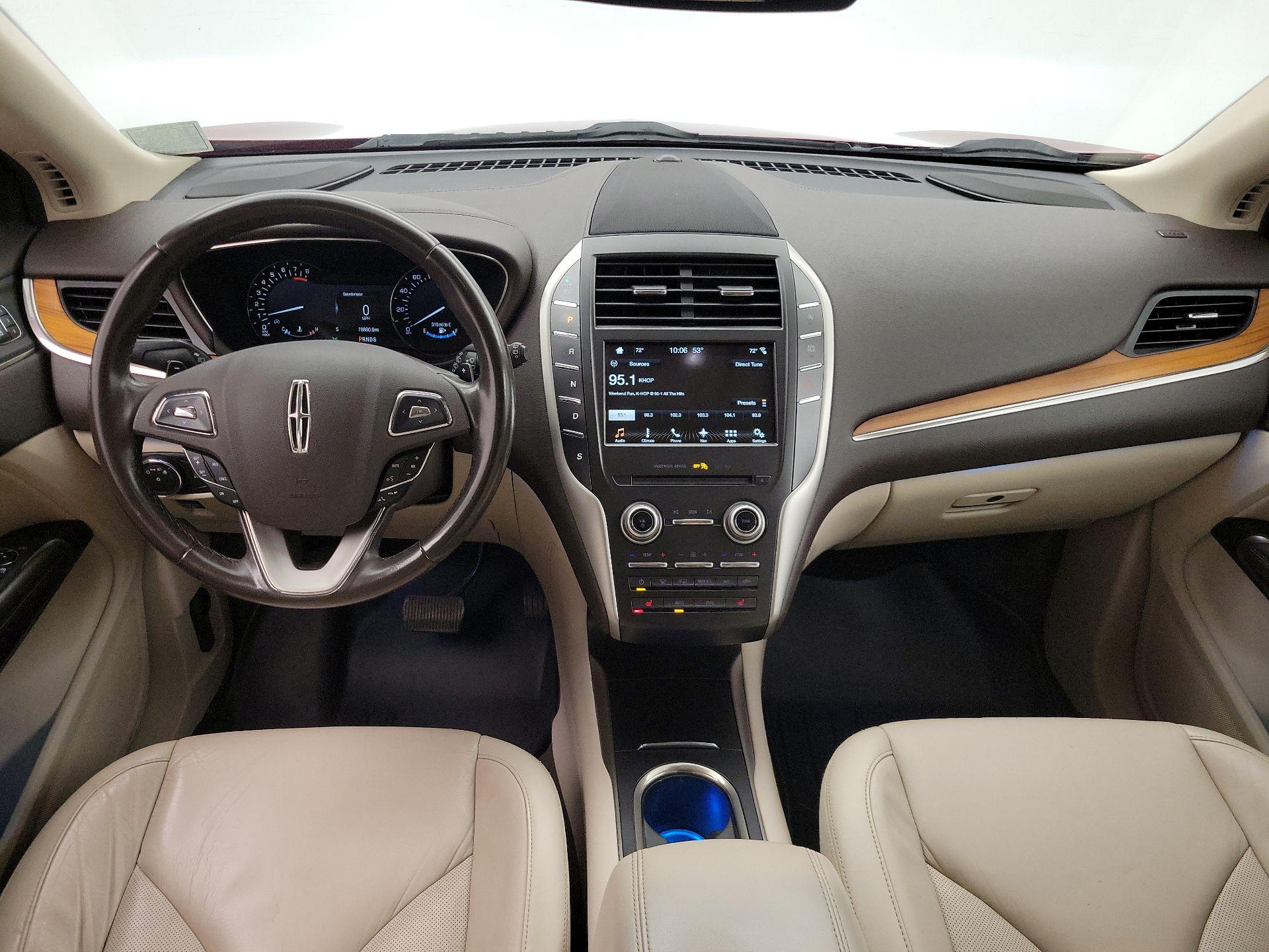 Thumbnail: 2017 Lincoln MKC - 9