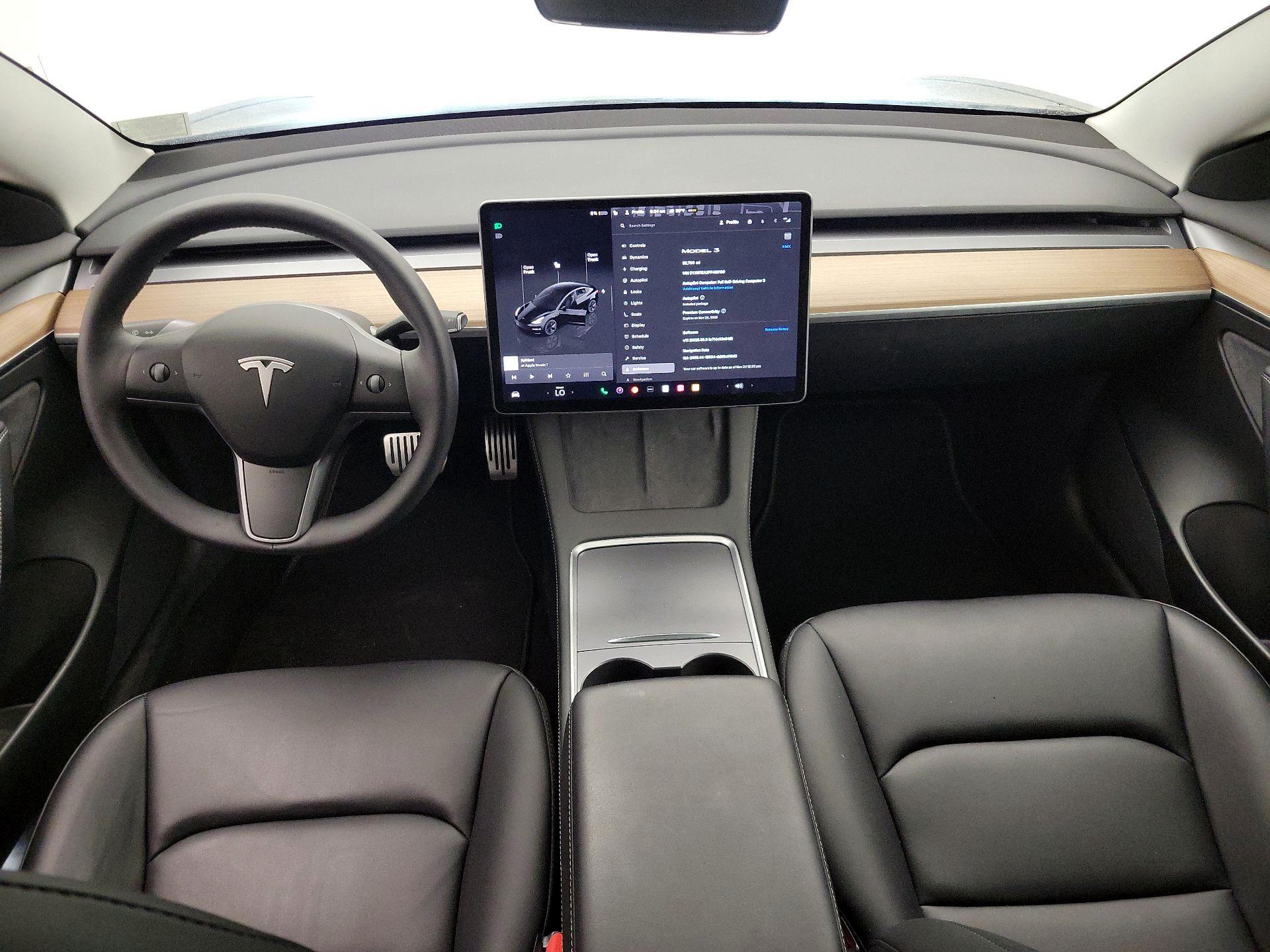 Thumbnail: 2023 Tesla Model 3 - 9