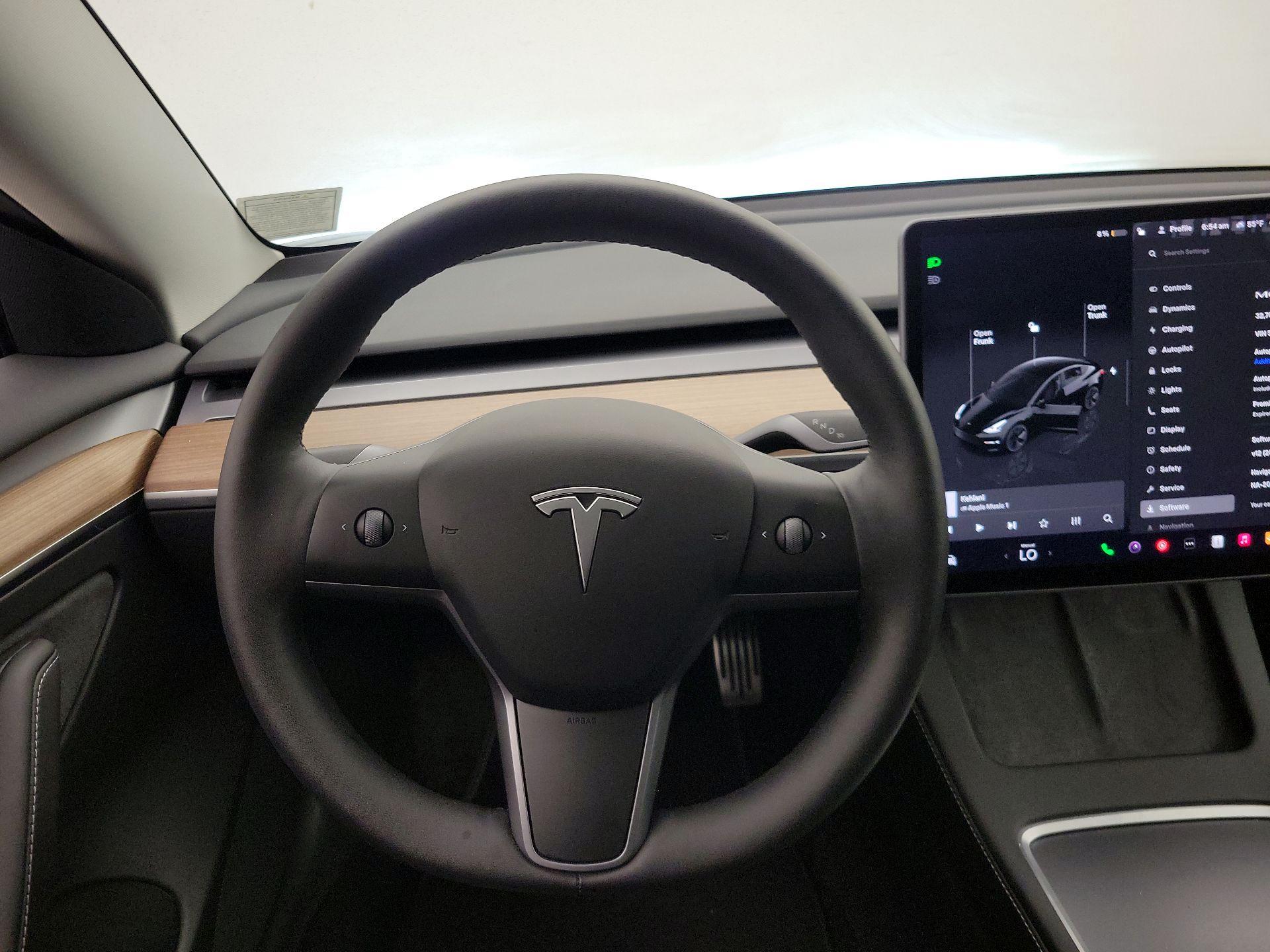 Thumbnail: 2023 Tesla Model 3 - 10