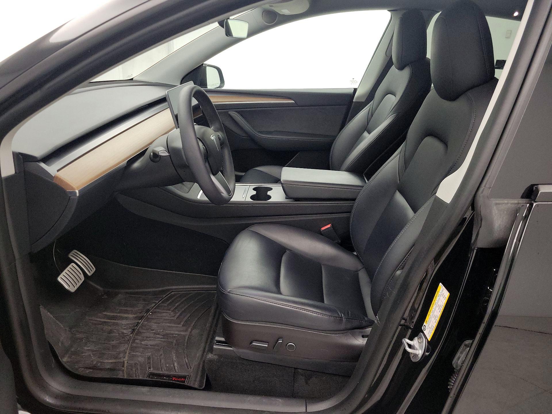 Thumbnail: 2022 Tesla Model Y - 11