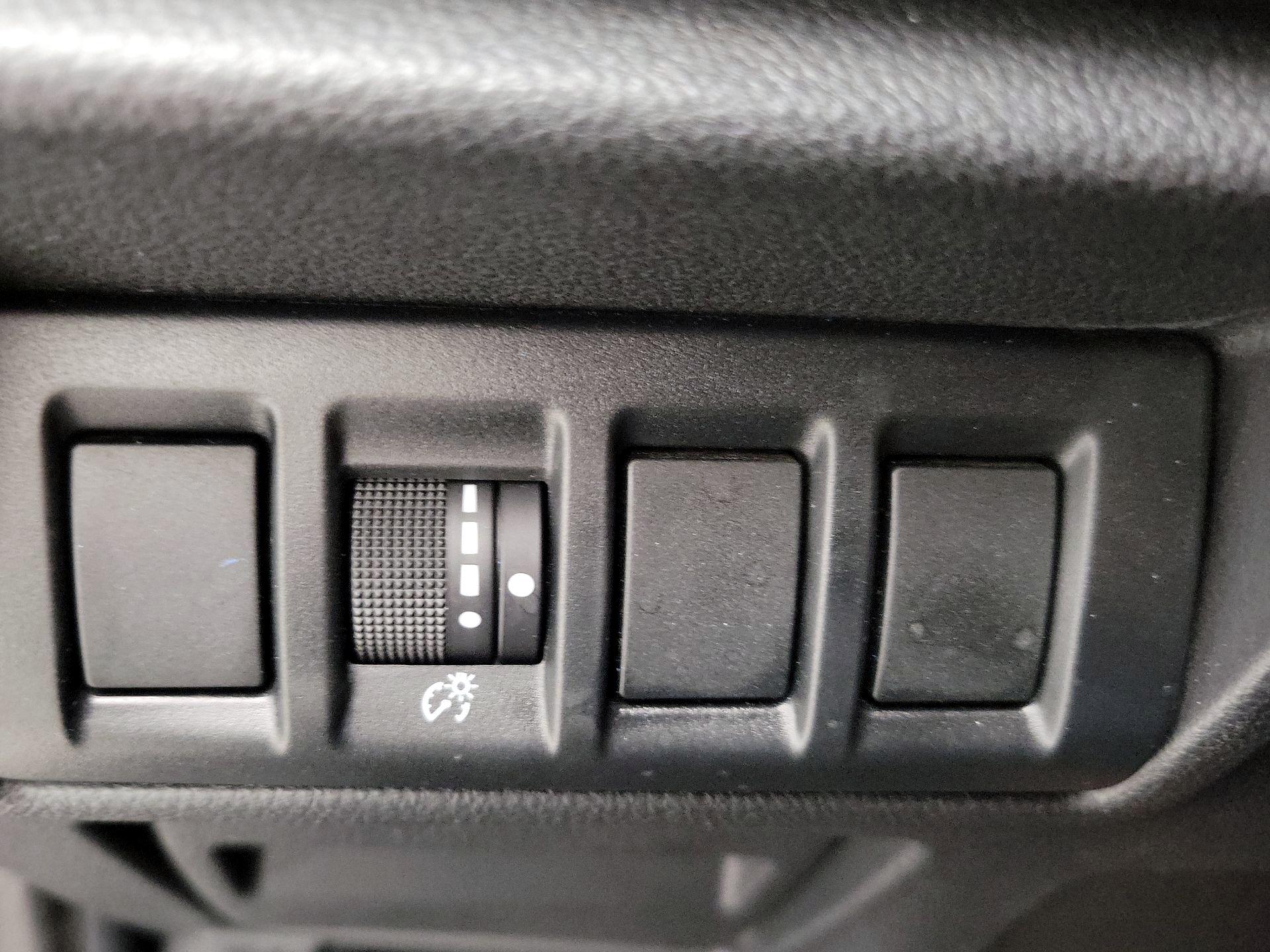 Thumbnail: 2020 Subaru Outback - 13