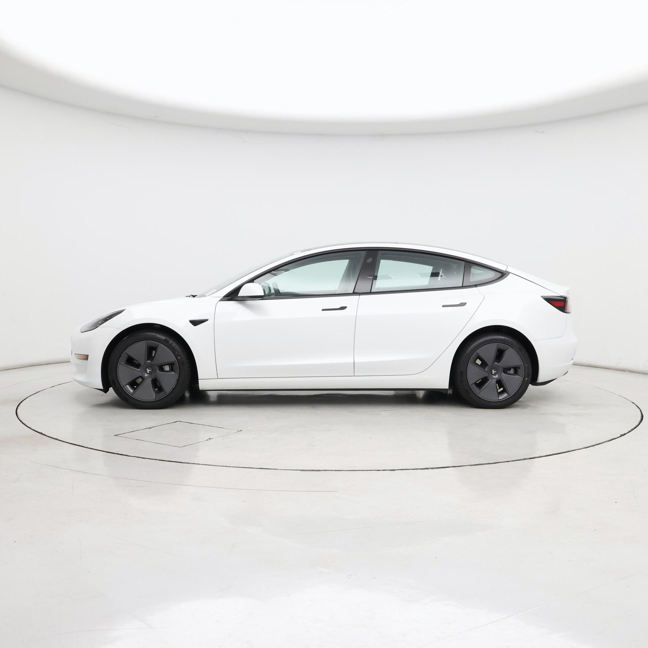 Thumbnail: 2023 Tesla Model 3 - 3