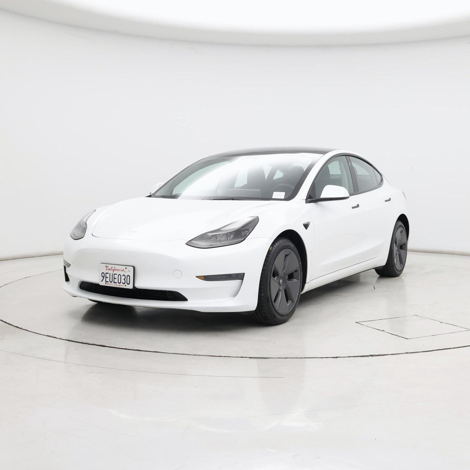 Thumbnail: 2023 Tesla Model 3 - 4