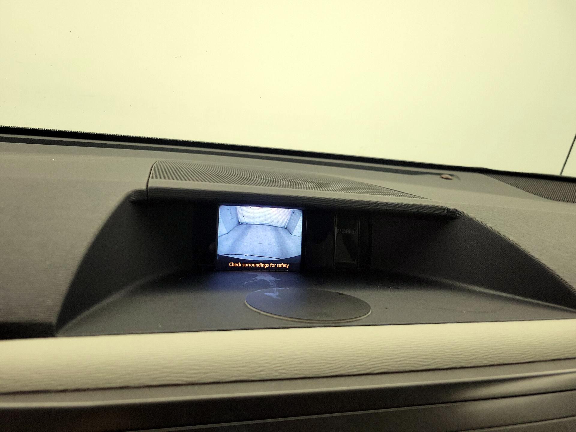 Thumbnail: 2014 Toyota Sienna - 14