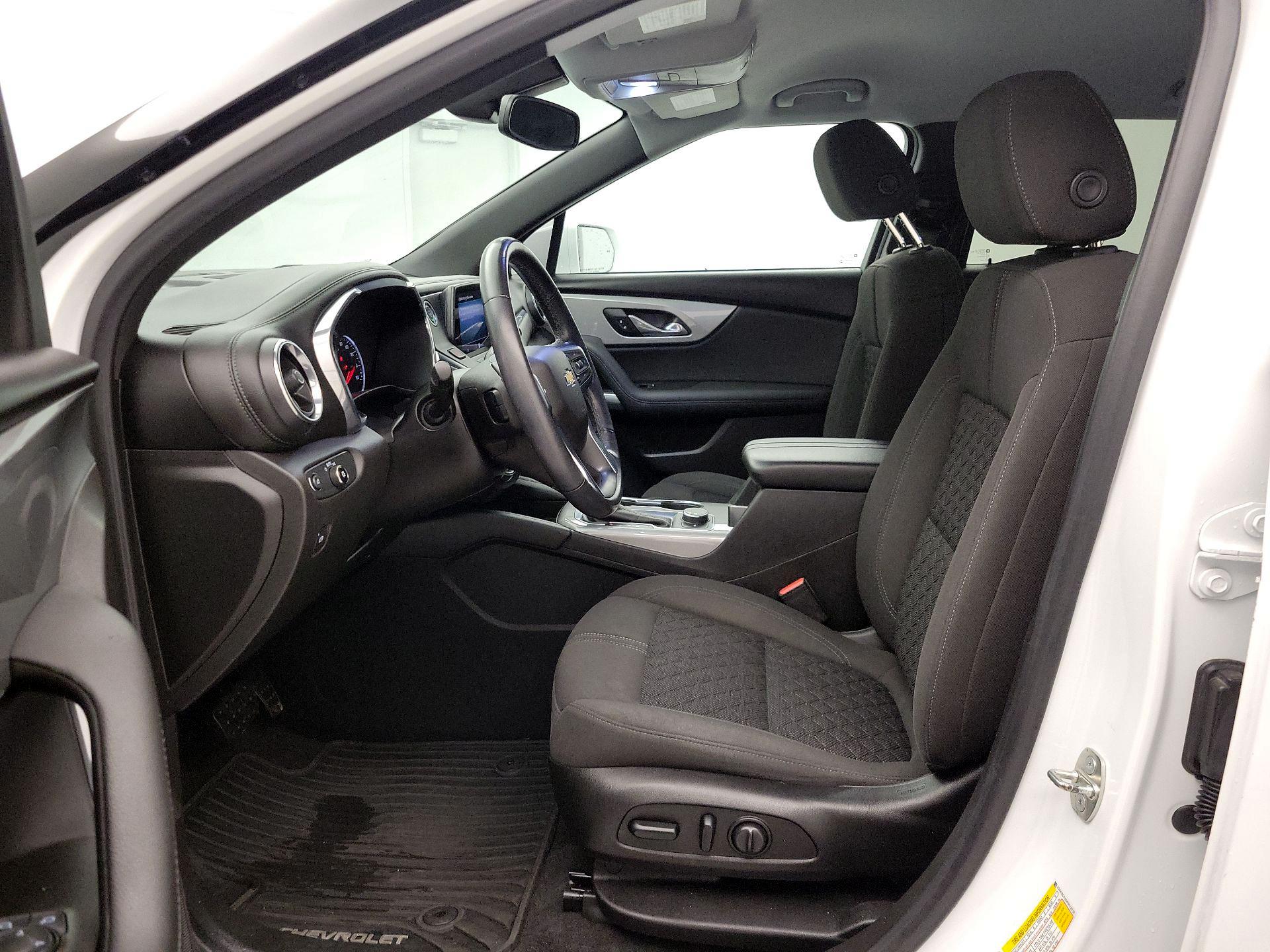 Thumbnail: 2019 Chevrolet Blazer - 11