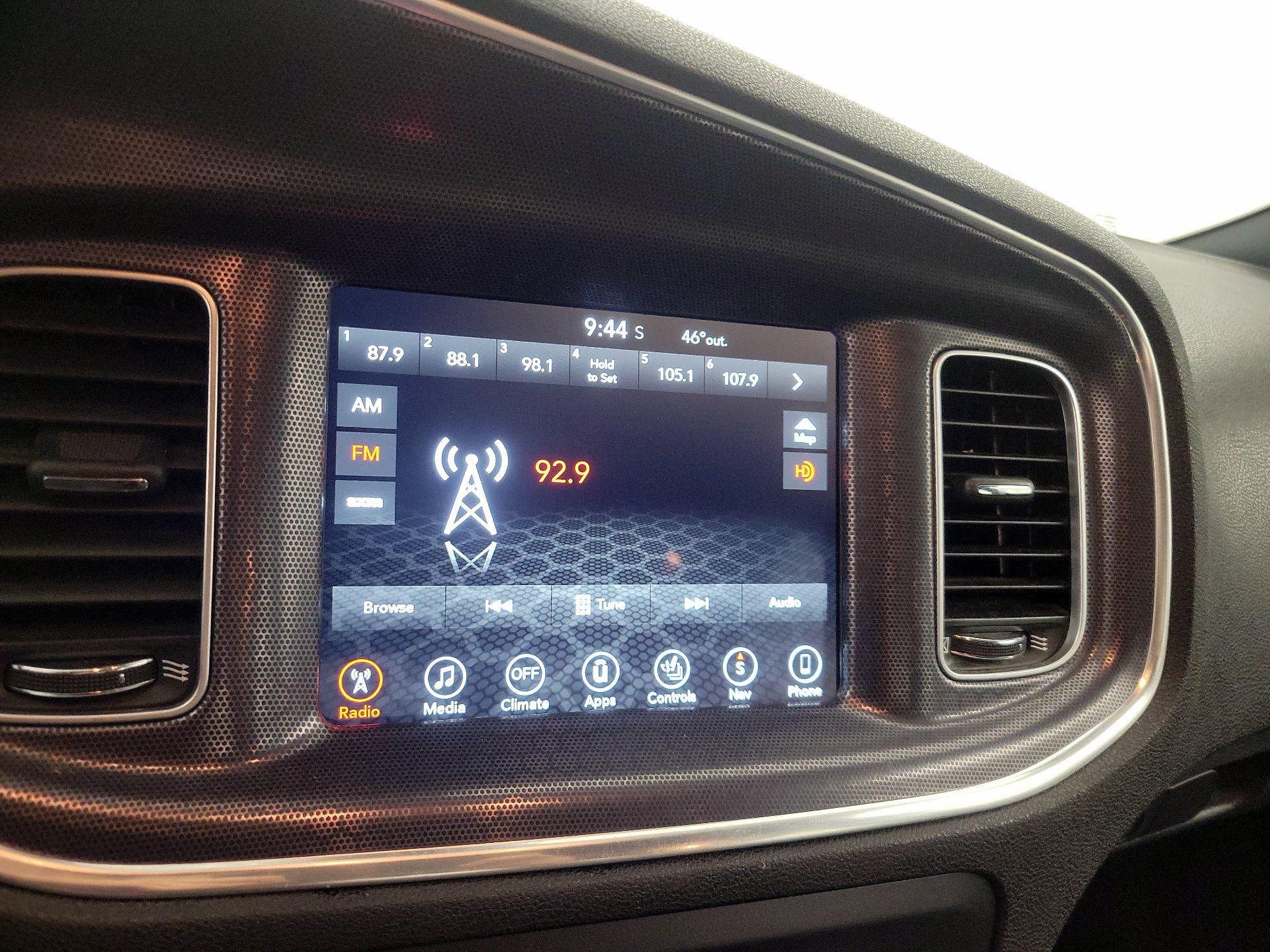 Thumbnail: 2017 Dodge Charger - 16