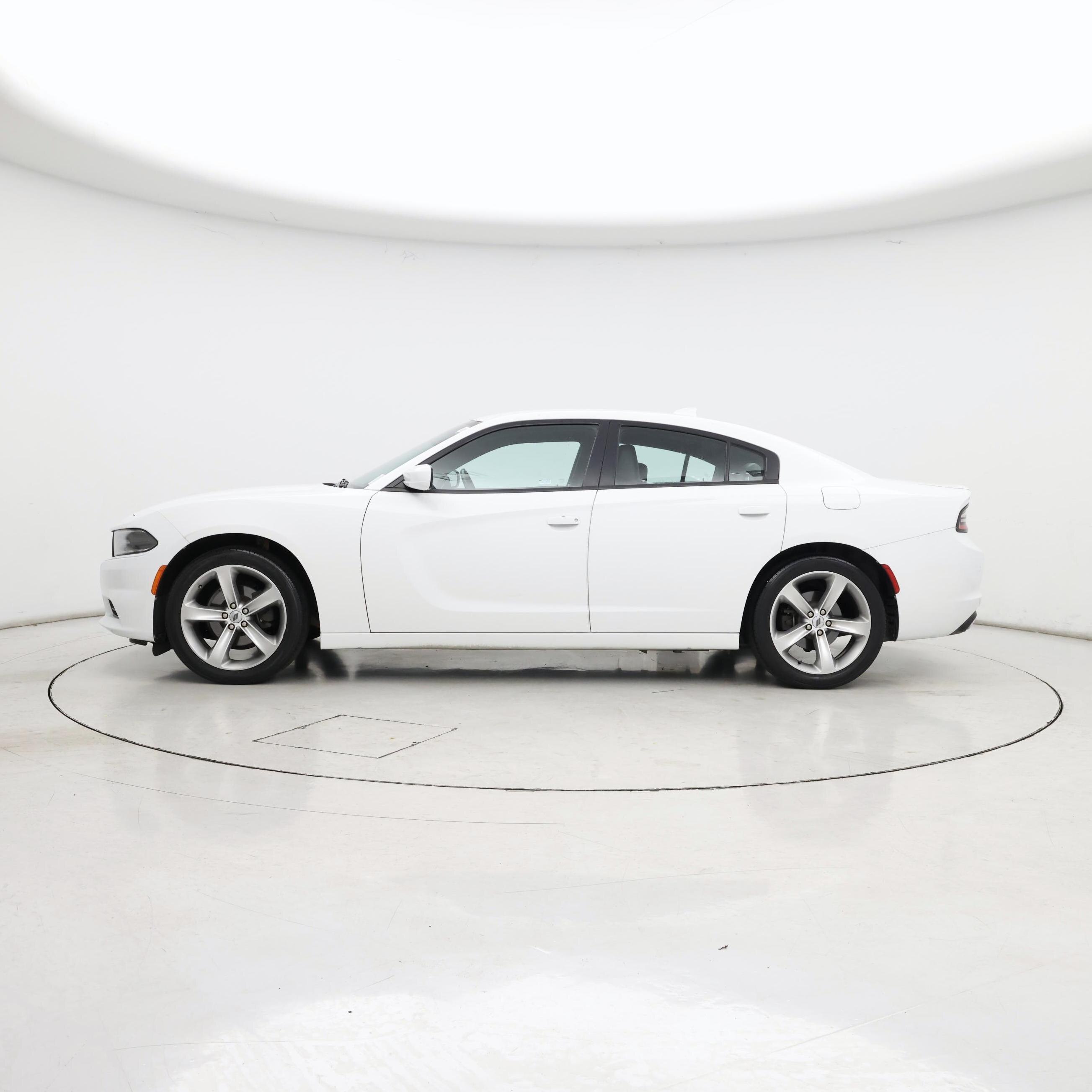 Thumbnail: 2017 Dodge Charger - 3