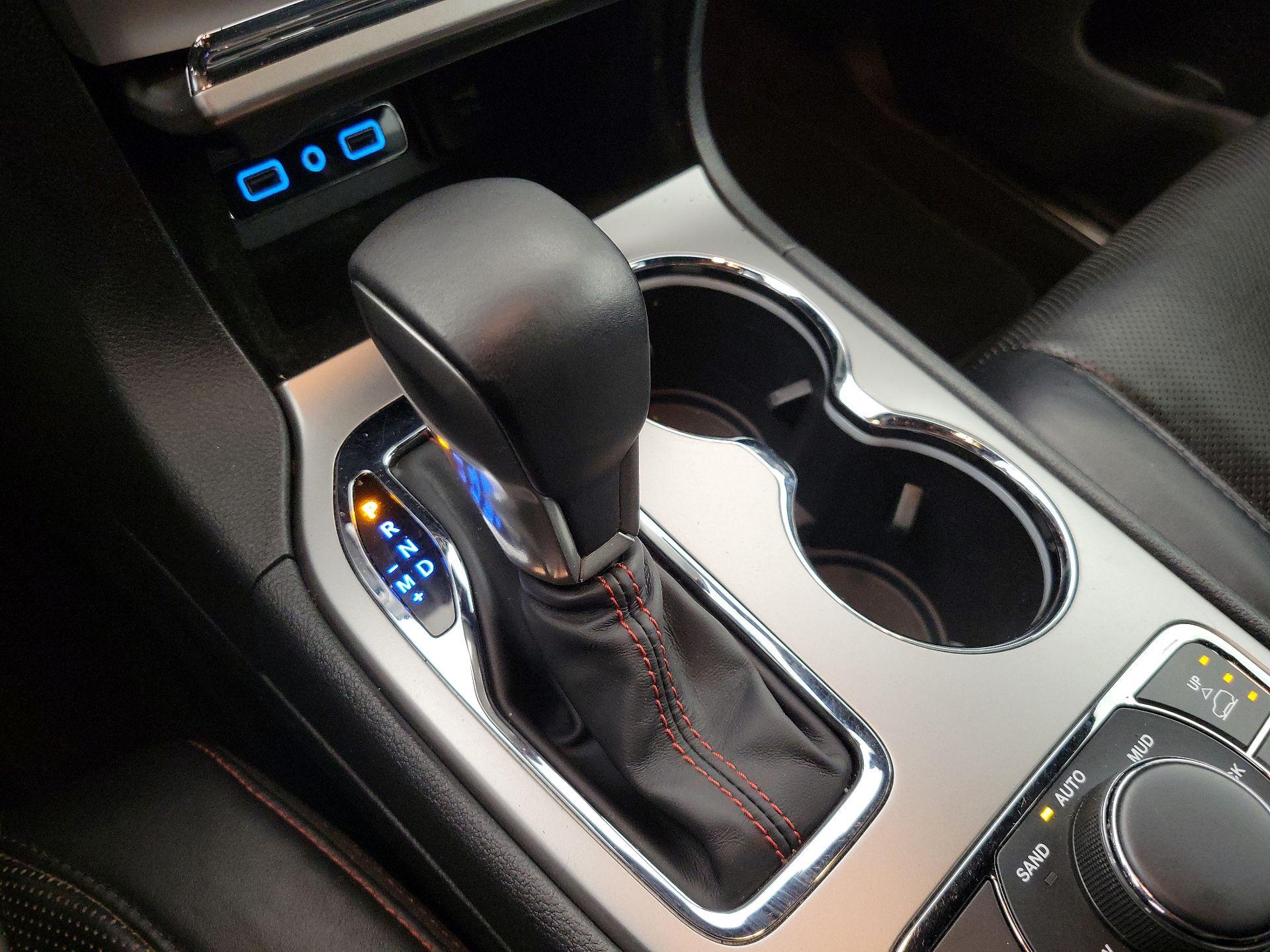 Thumbnail: 2018 Jeep Grand Cherokee - 18