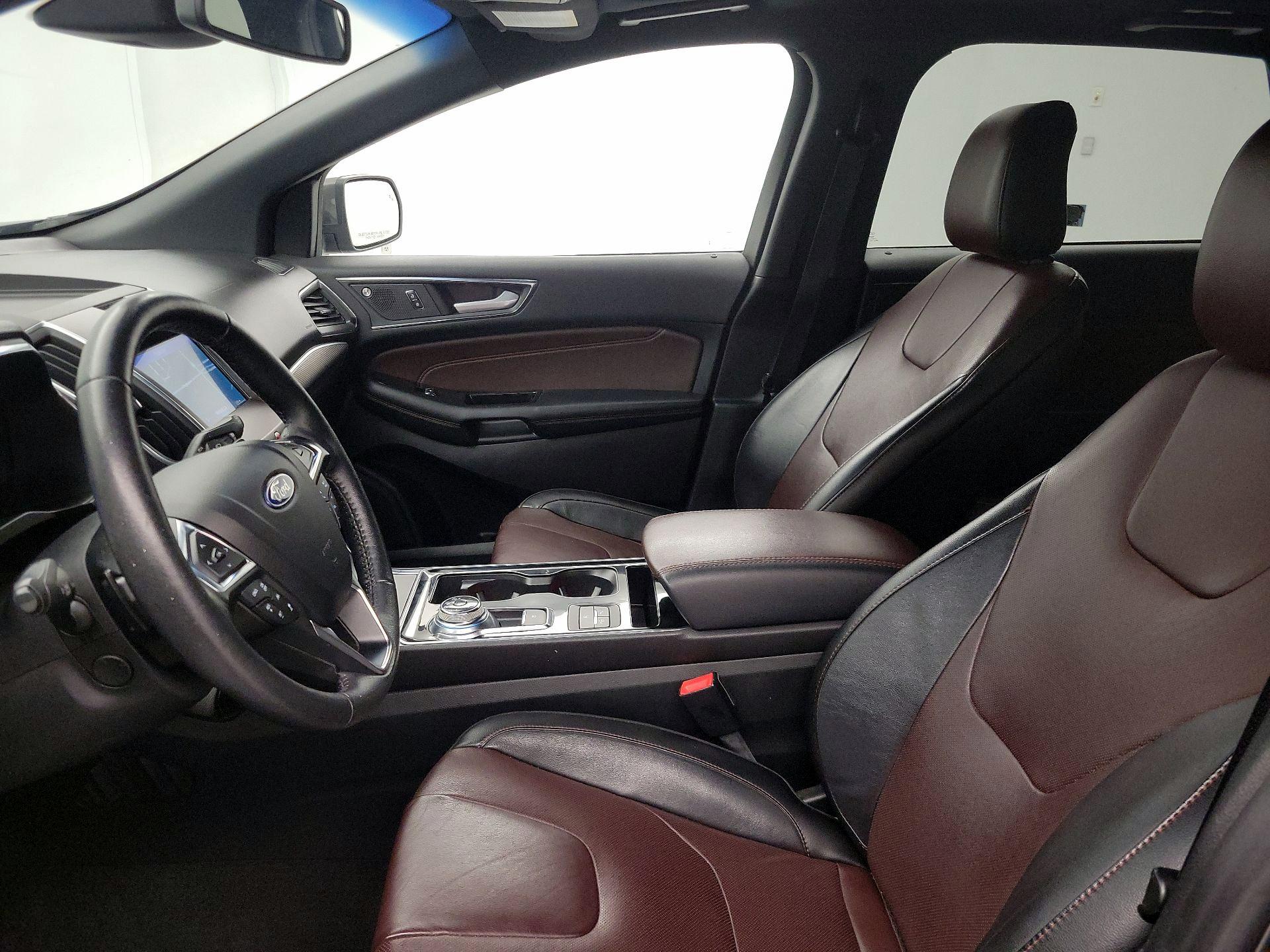 Thumbnail: 2020 Ford Edge - 11