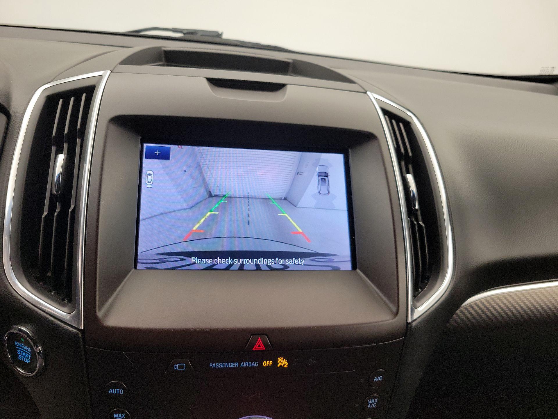 Thumbnail: 2020 Ford Edge - 15