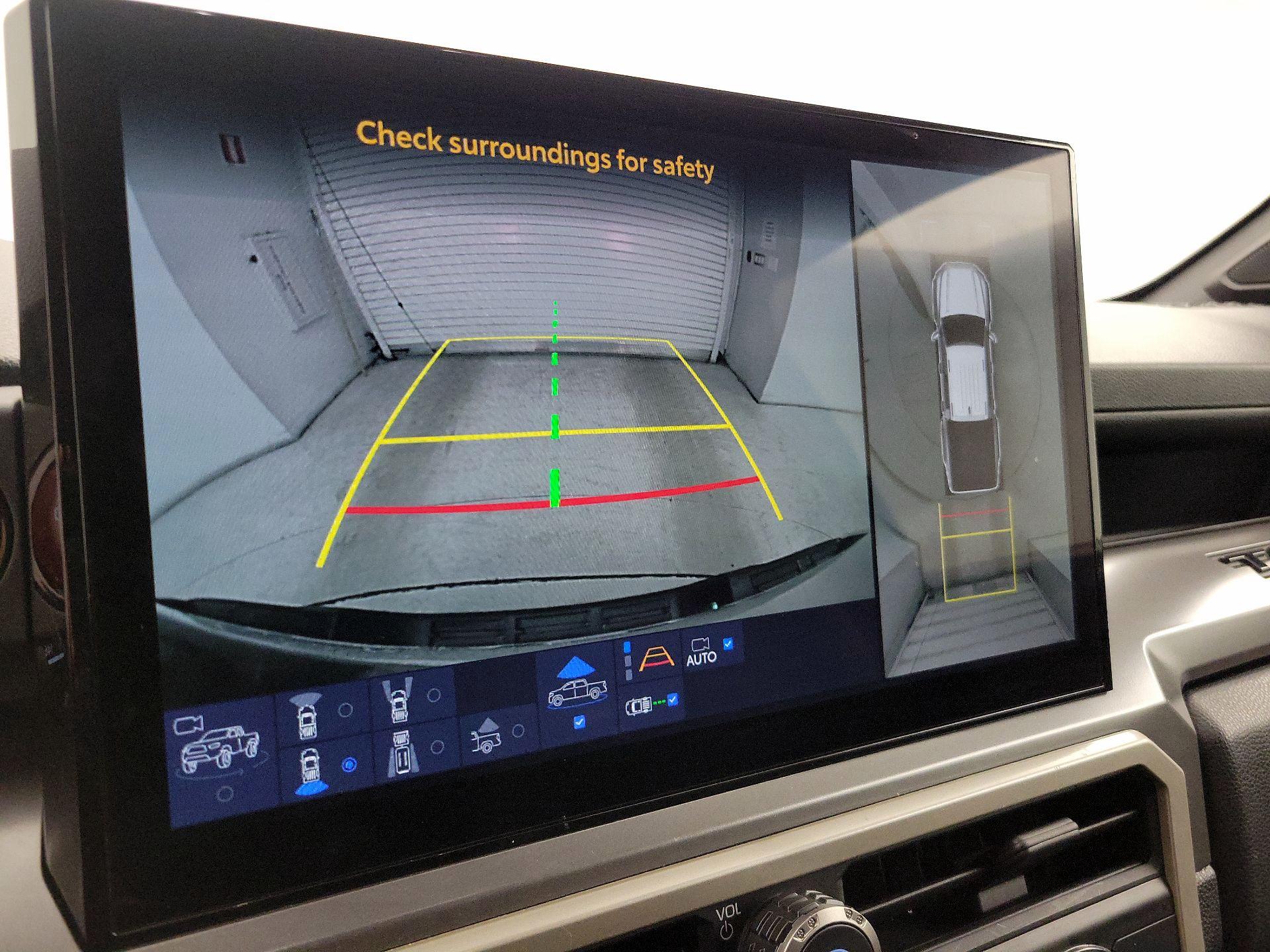 Thumbnail: 2024 Toyota Tacoma - 14