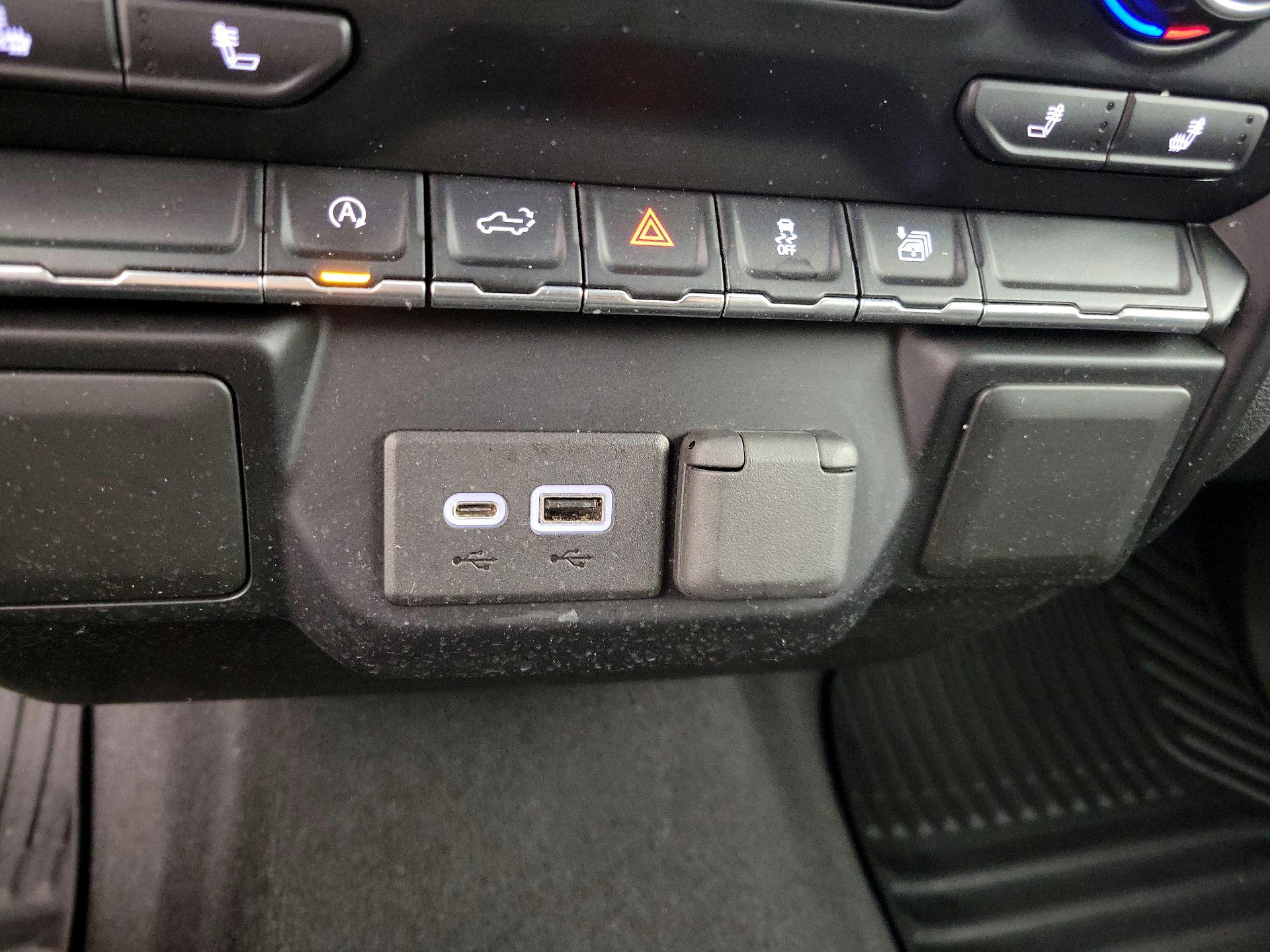 Thumbnail: 2021 Chevrolet Silverado 1500 - 18