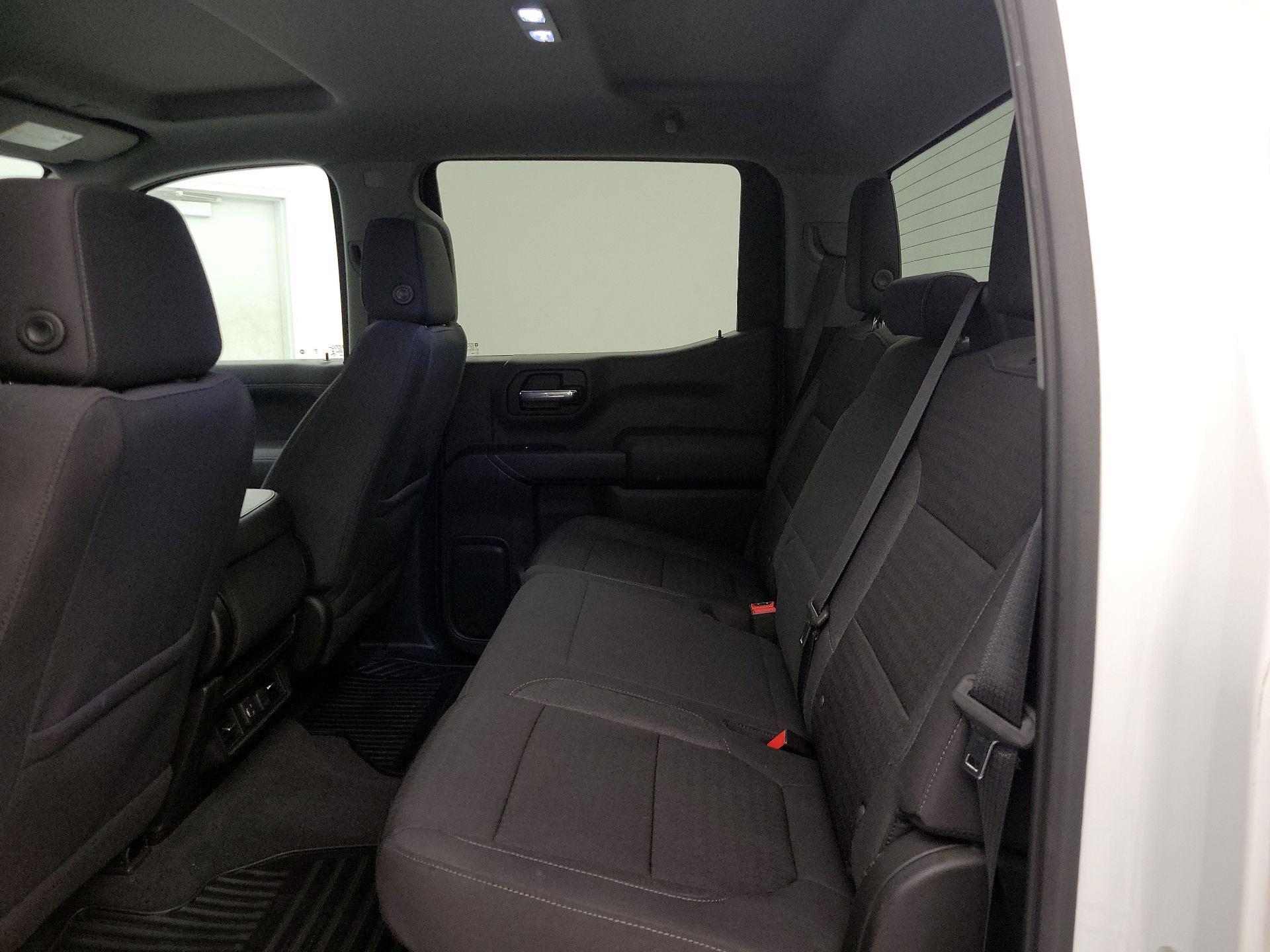 Thumbnail: 2021 Chevrolet Silverado 1500 - 19