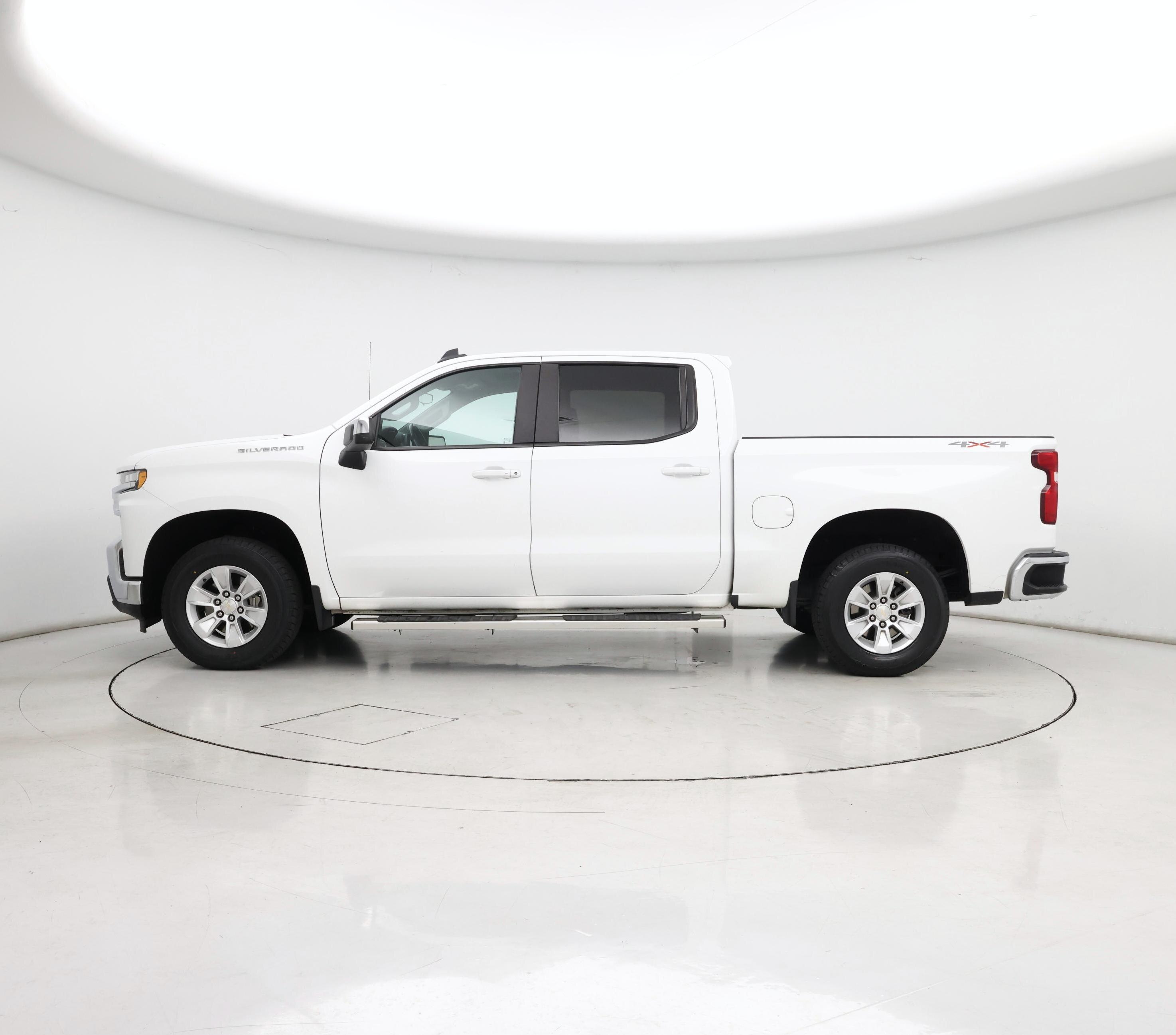 Thumbnail: 2021 Chevrolet Silverado 1500 - 3