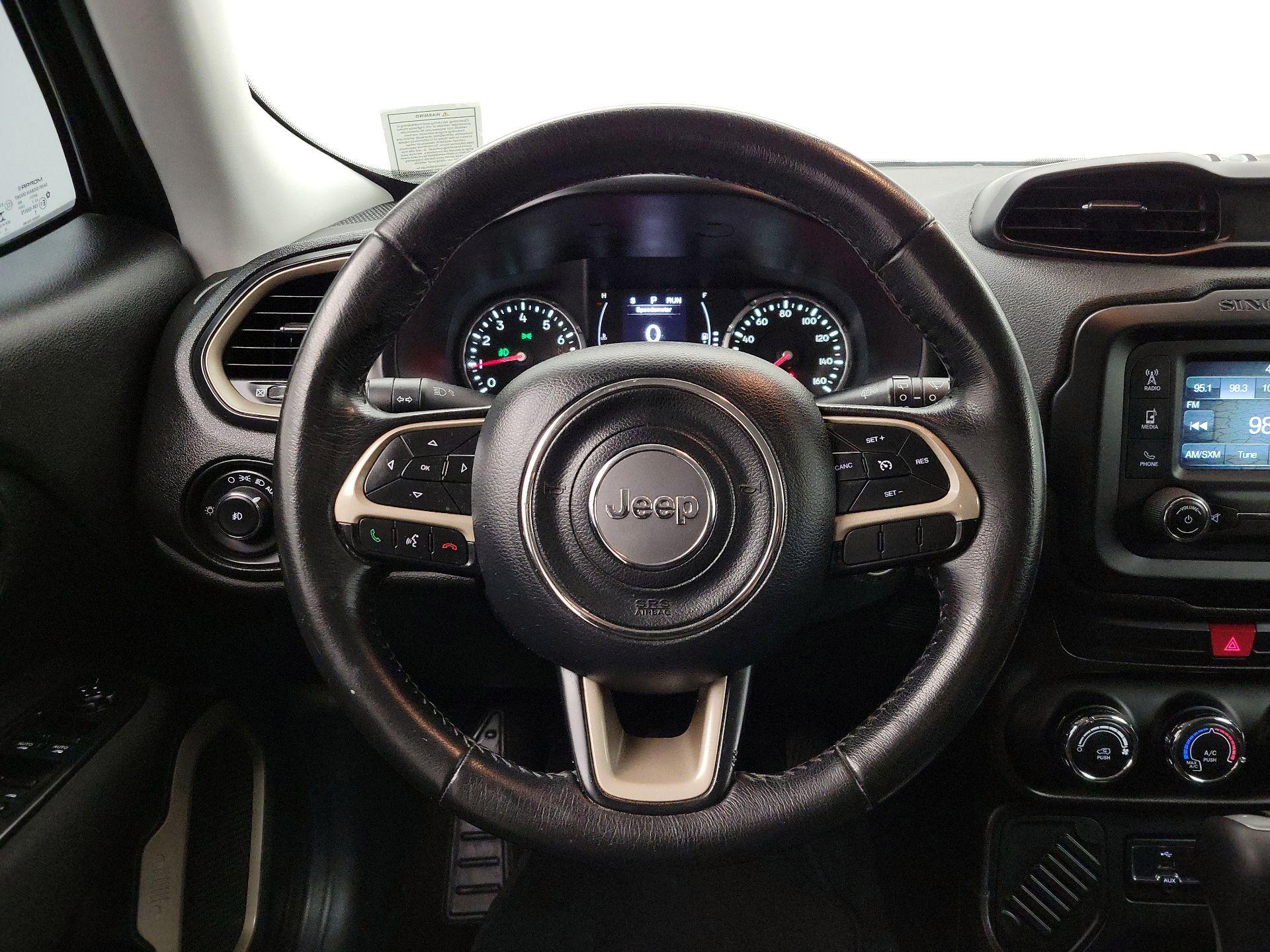 Thumbnail: 2017 Jeep Renegade - 10