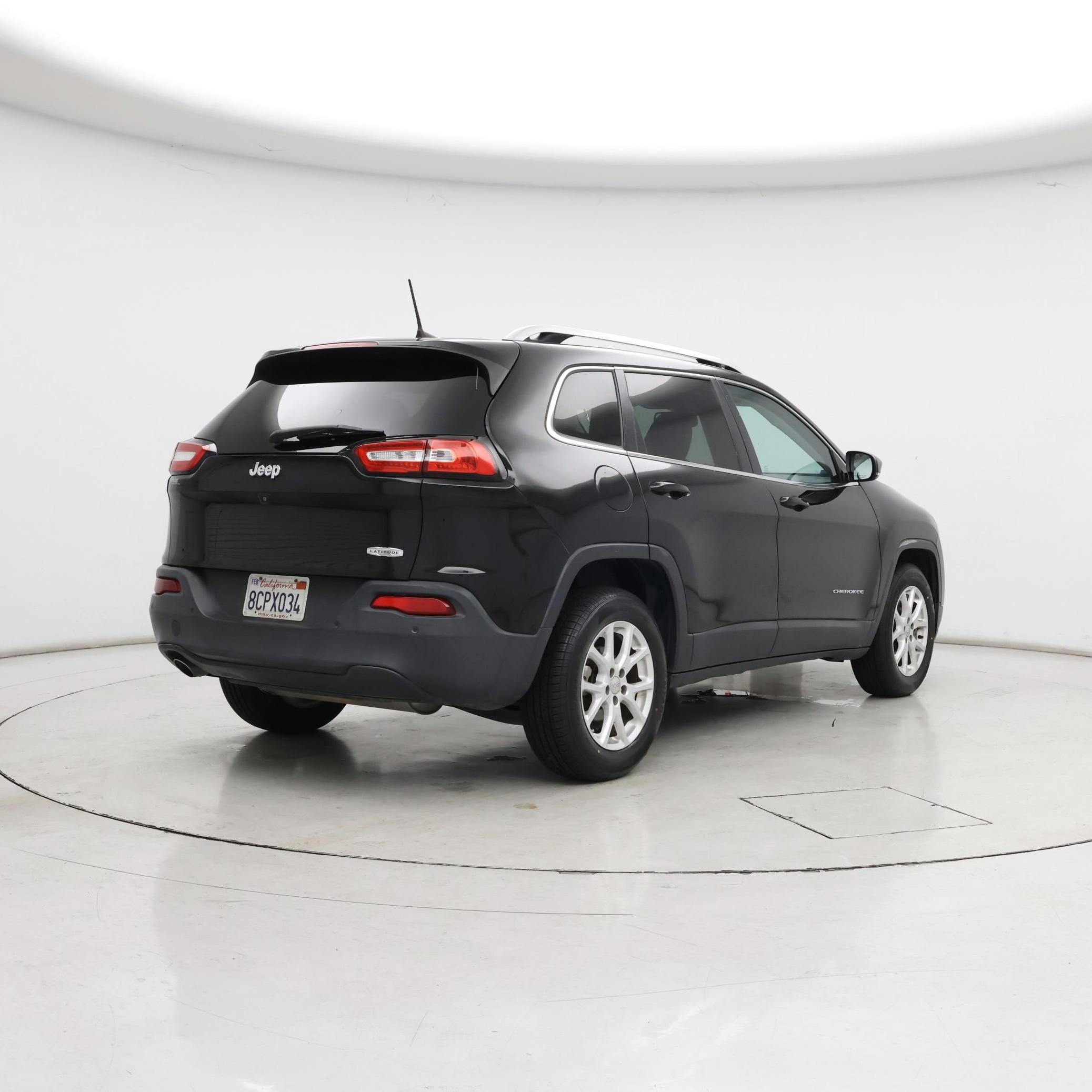 Thumbnail: 2018 Jeep Cherokee - 8