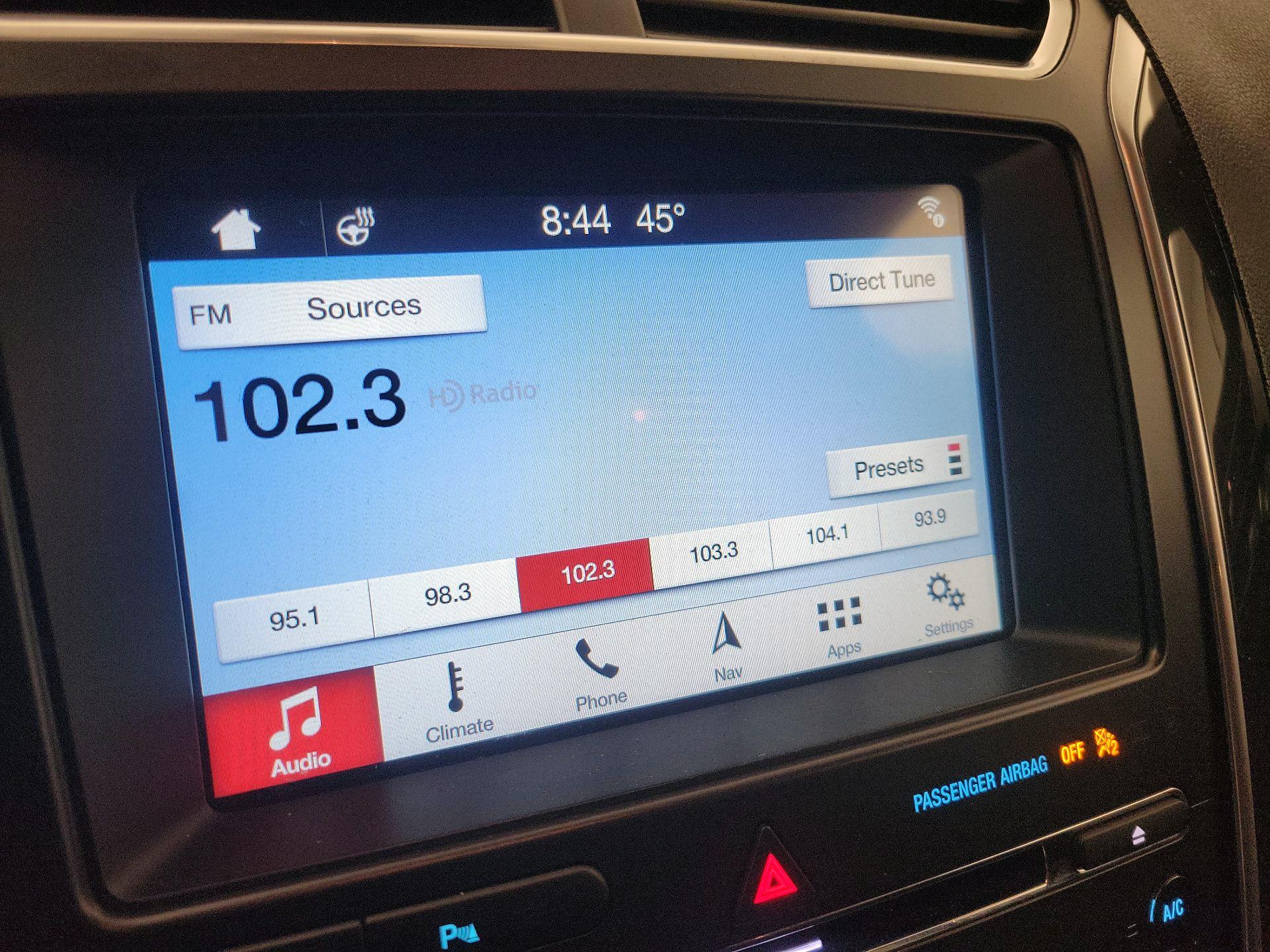 Thumbnail: 2017 Ford Explorer - 16