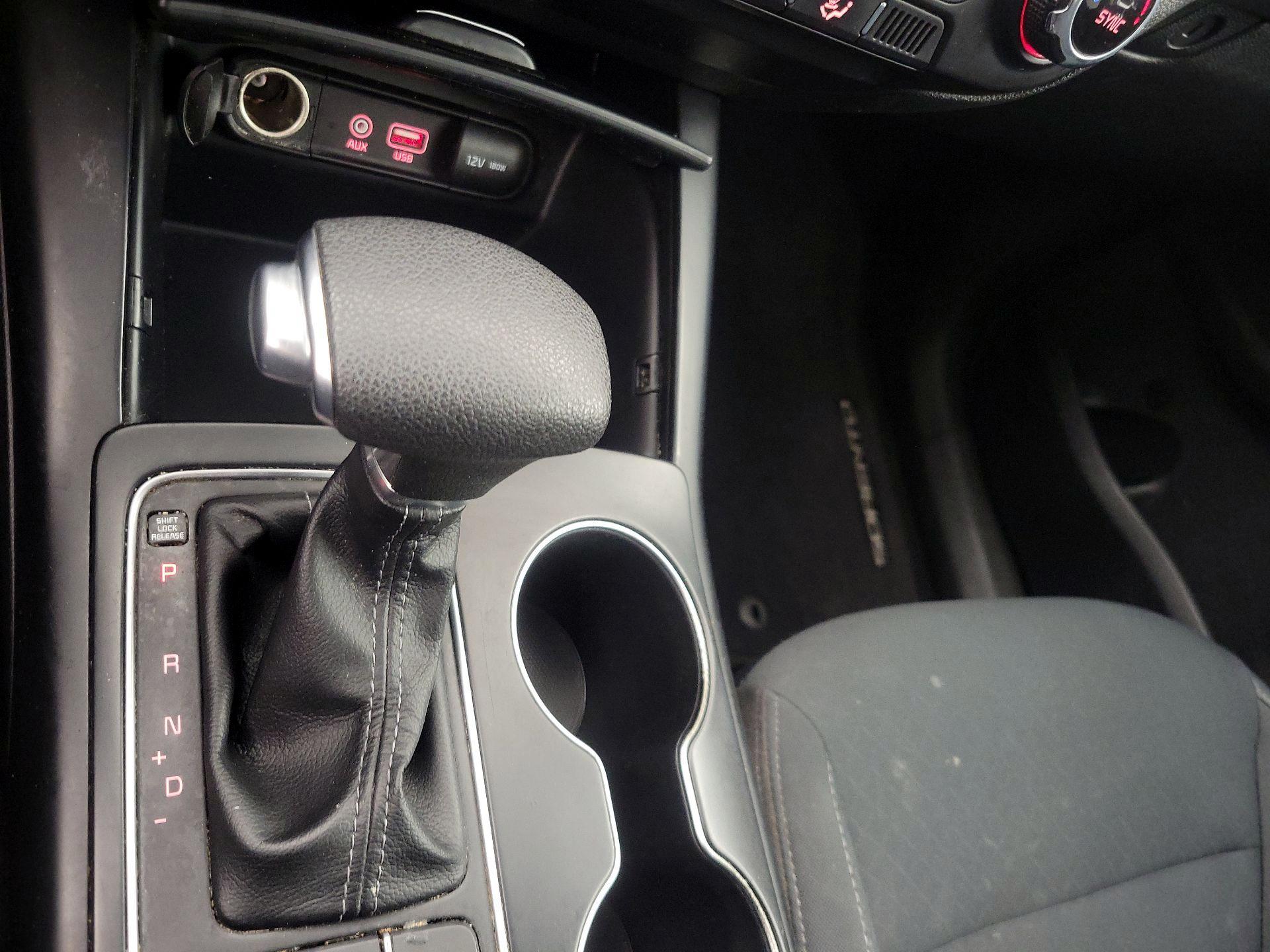 Thumbnail: 2019 Kia Sorento - 17