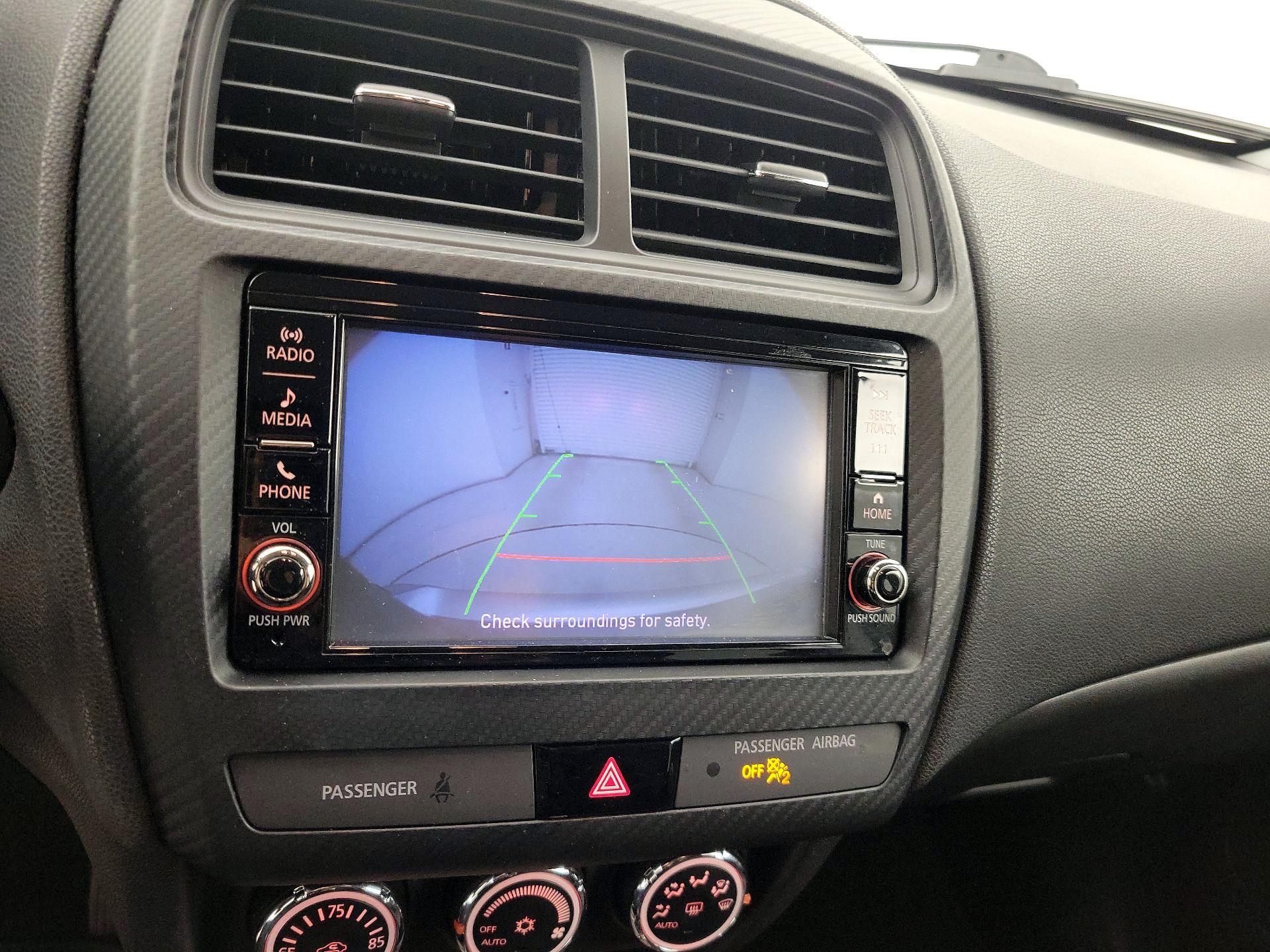 Thumbnail: 2018 Mitsubishi Outlander Sport - 14